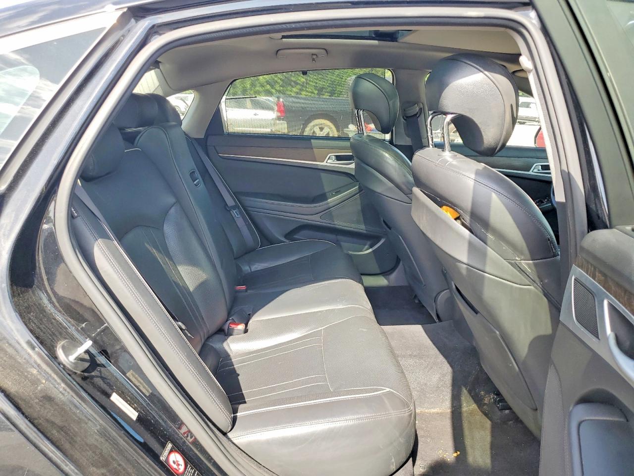 2015 Hyundai Genesis 5.0l Черный vin: KMHGN4JF9FU028533