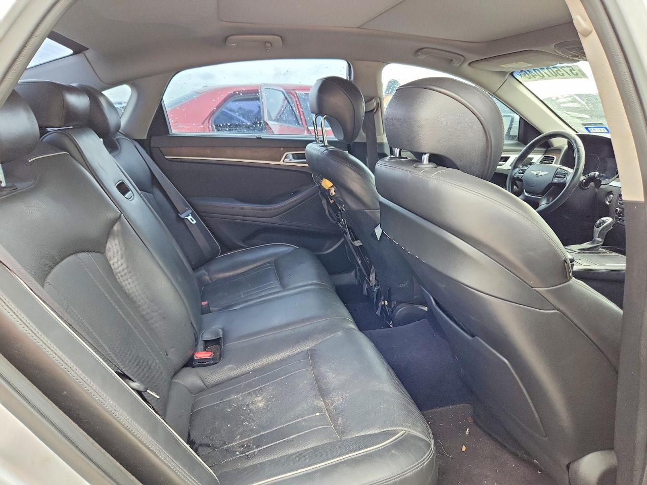 2015 Hyundai Genesis 5.0l Серебряный vin: KMHGN4JF9FU067154