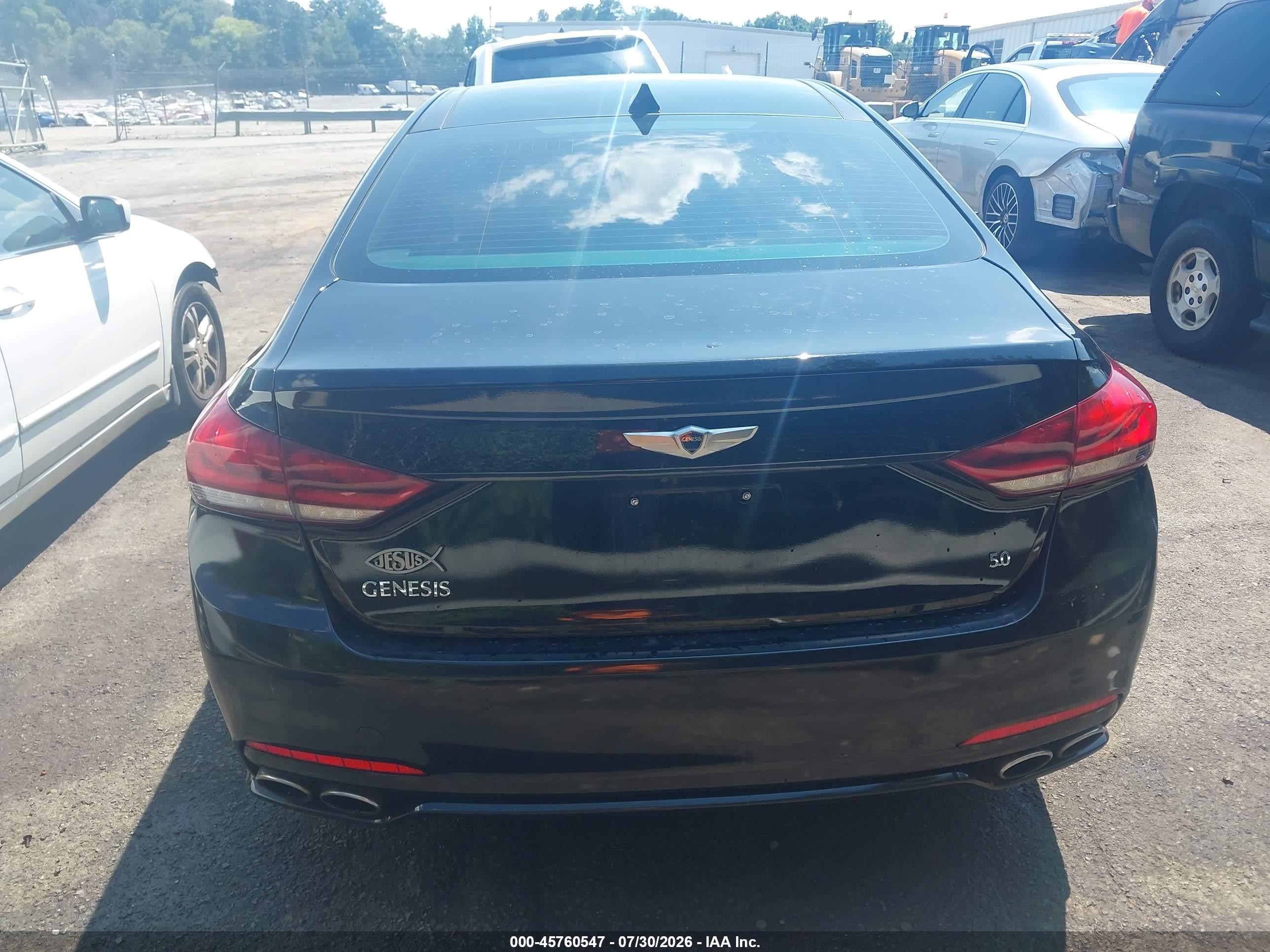 2015 Hyundai Genesis 5.0 Black vin: KMHGN4JF9FU074413