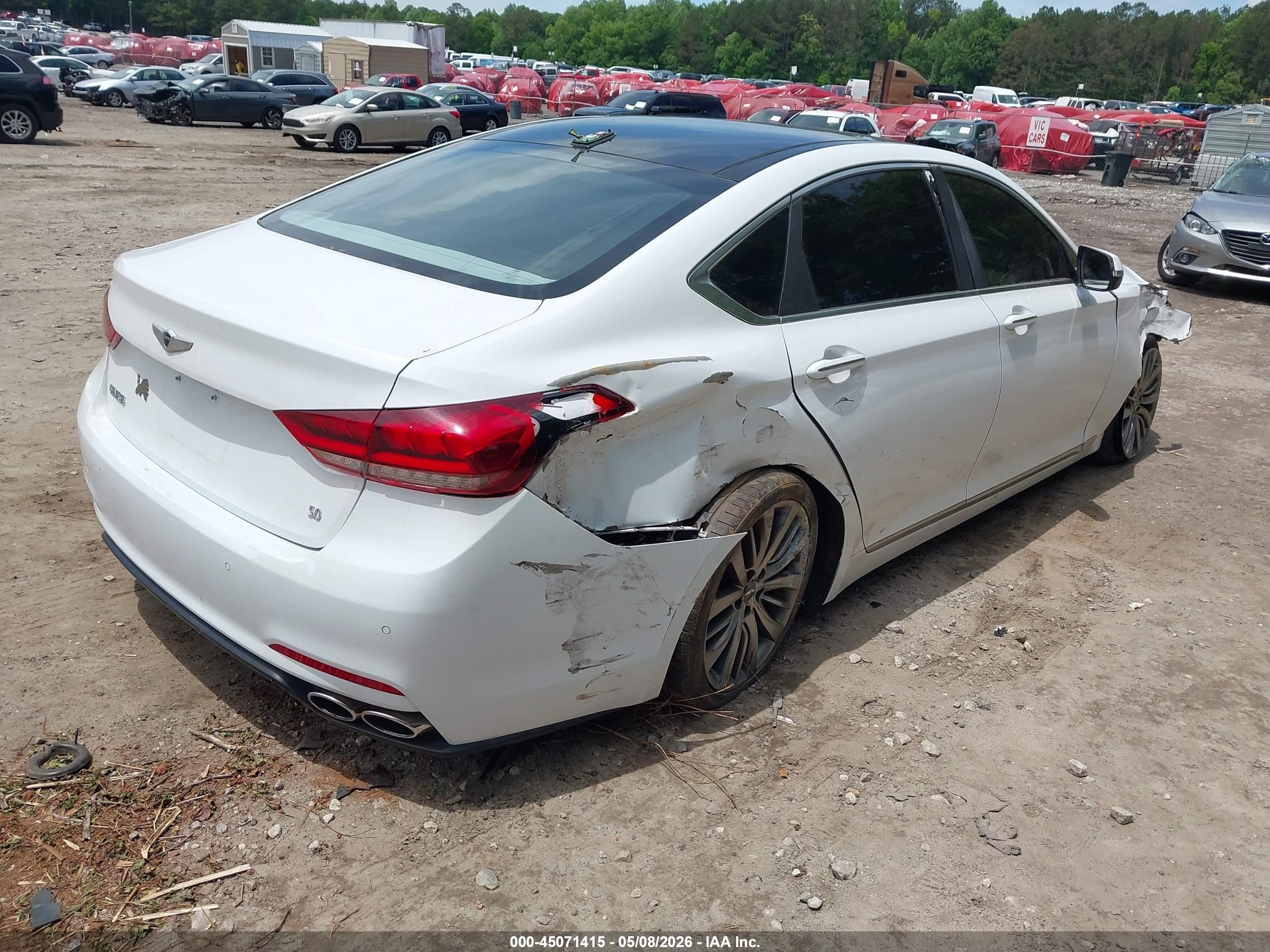2015 Hyundai Genesis 5.0 White vin: KMHGN4JFXFU043087