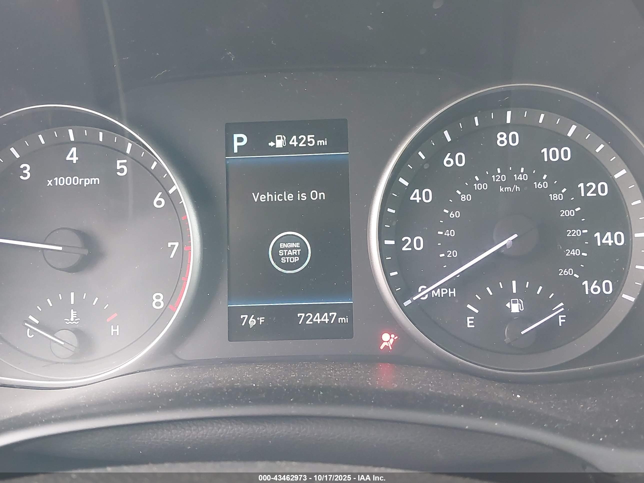 2018 Hyundai Elantra Gt   Blue vin: KMHH35LE1JU076119