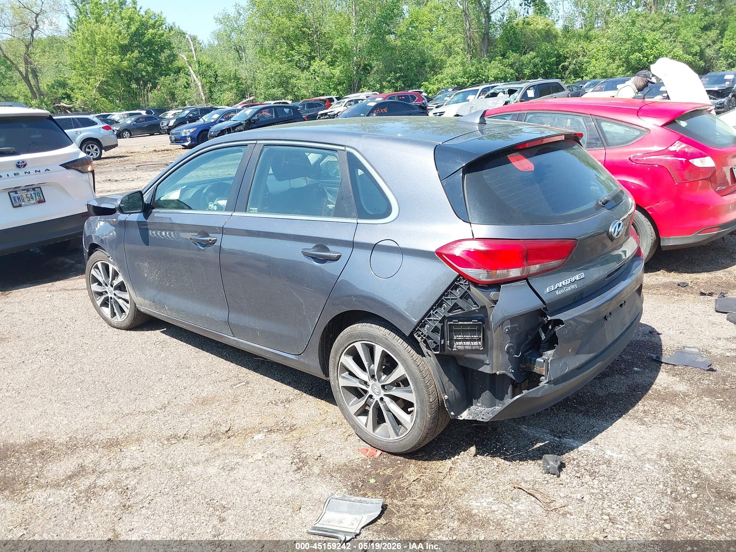 2018 Hyundai Elantra Gt   Gray vin: KMHH35LE2JU010856