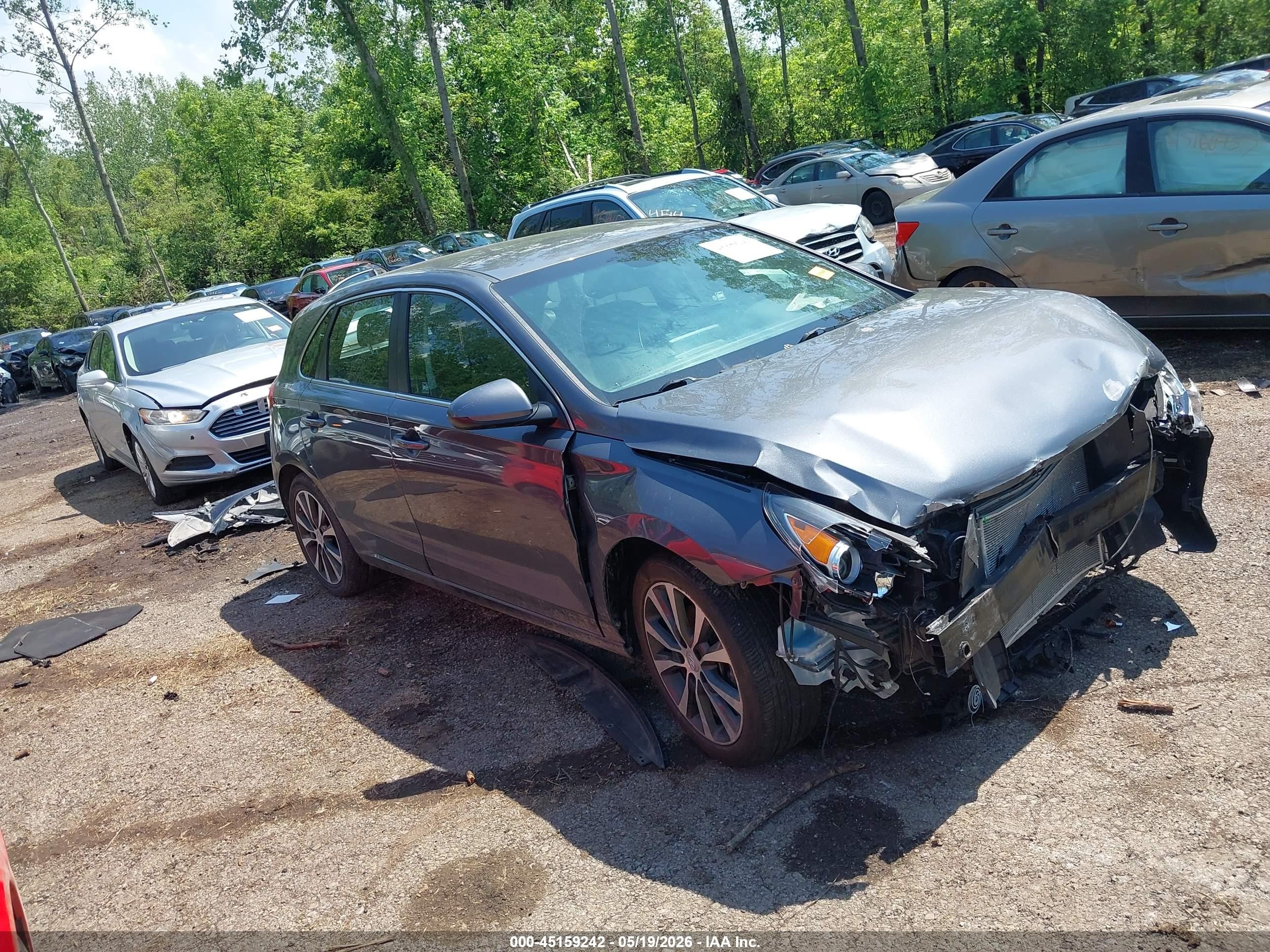 2018 Hyundai Elantra Gt   Gray vin: KMHH35LE2JU010856