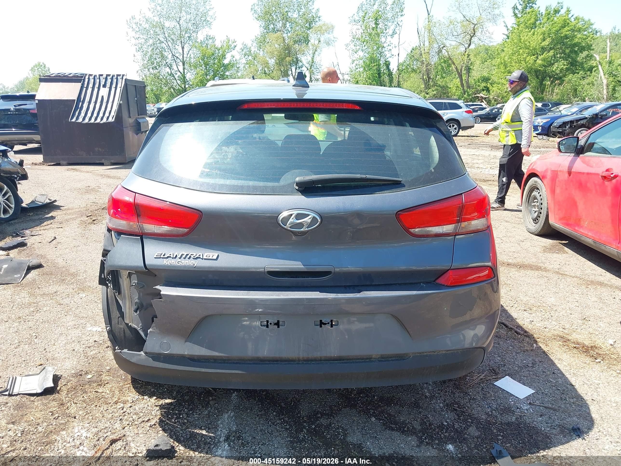2018 Hyundai Elantra Gt   Gray vin: KMHH35LE2JU010856