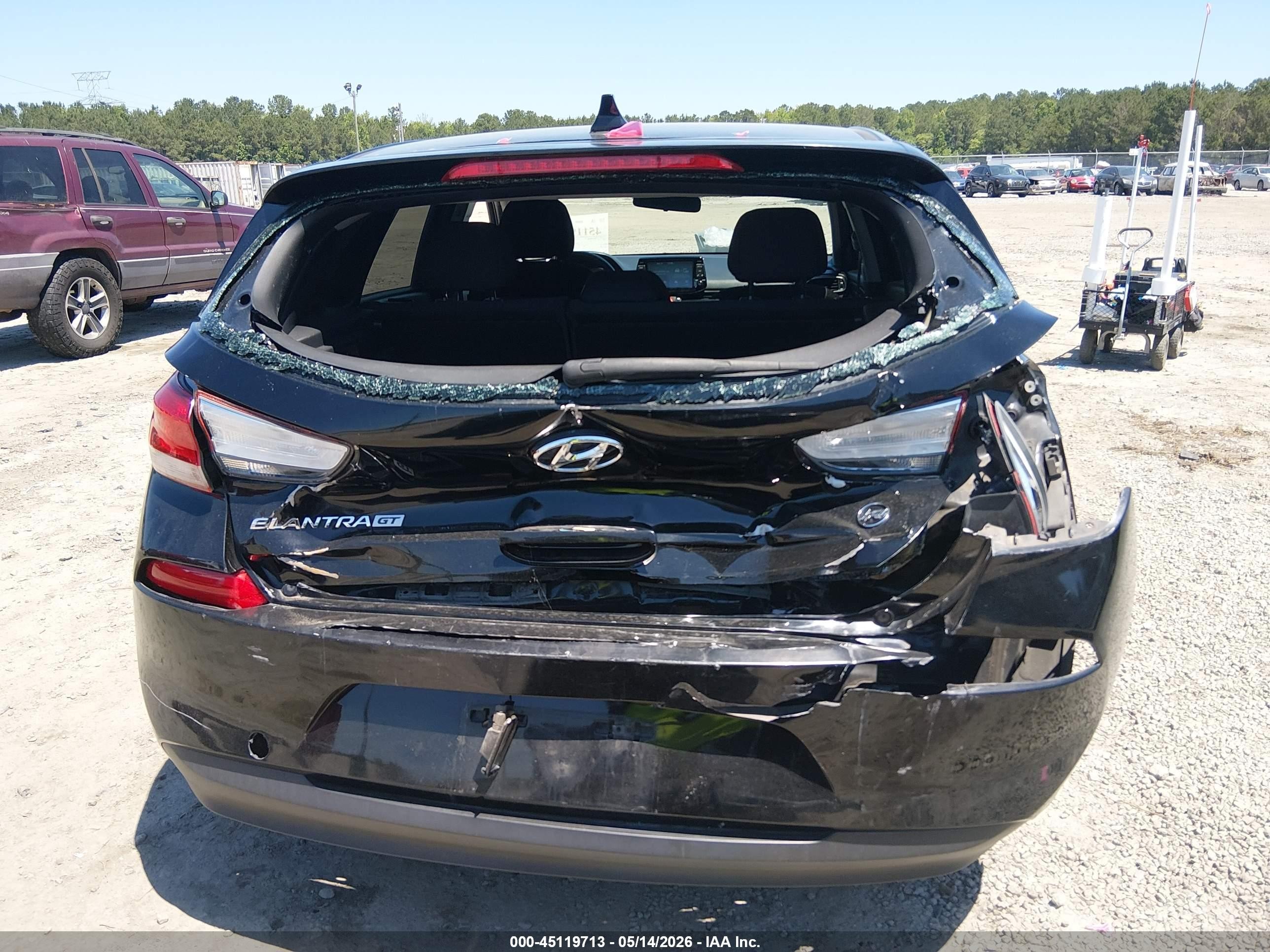 2018 Hyundai Elantra Gt   Black vin: KMHH35LE2JU025552