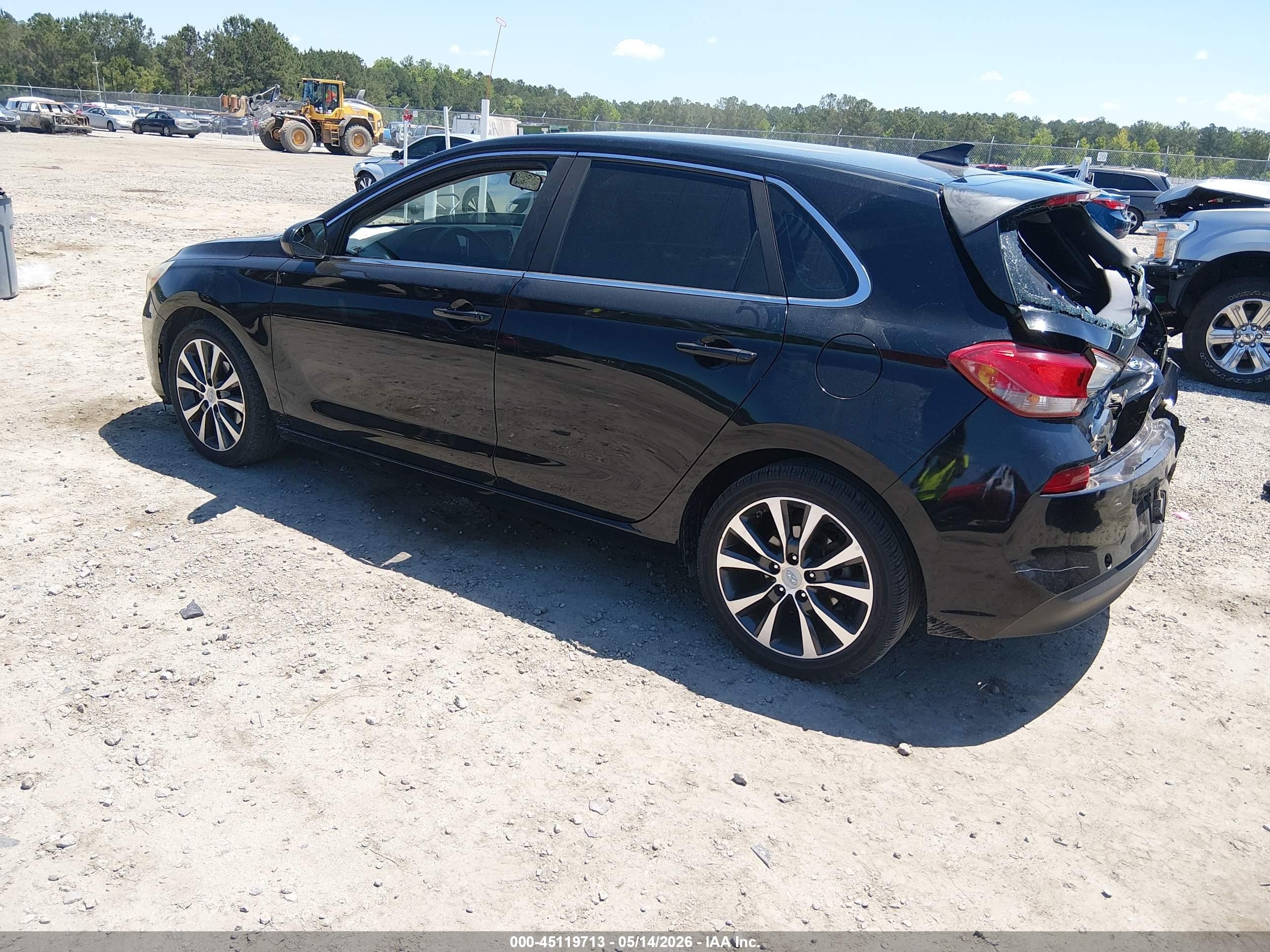2018 Hyundai Elantra Gt   Black vin: KMHH35LE2JU025552
