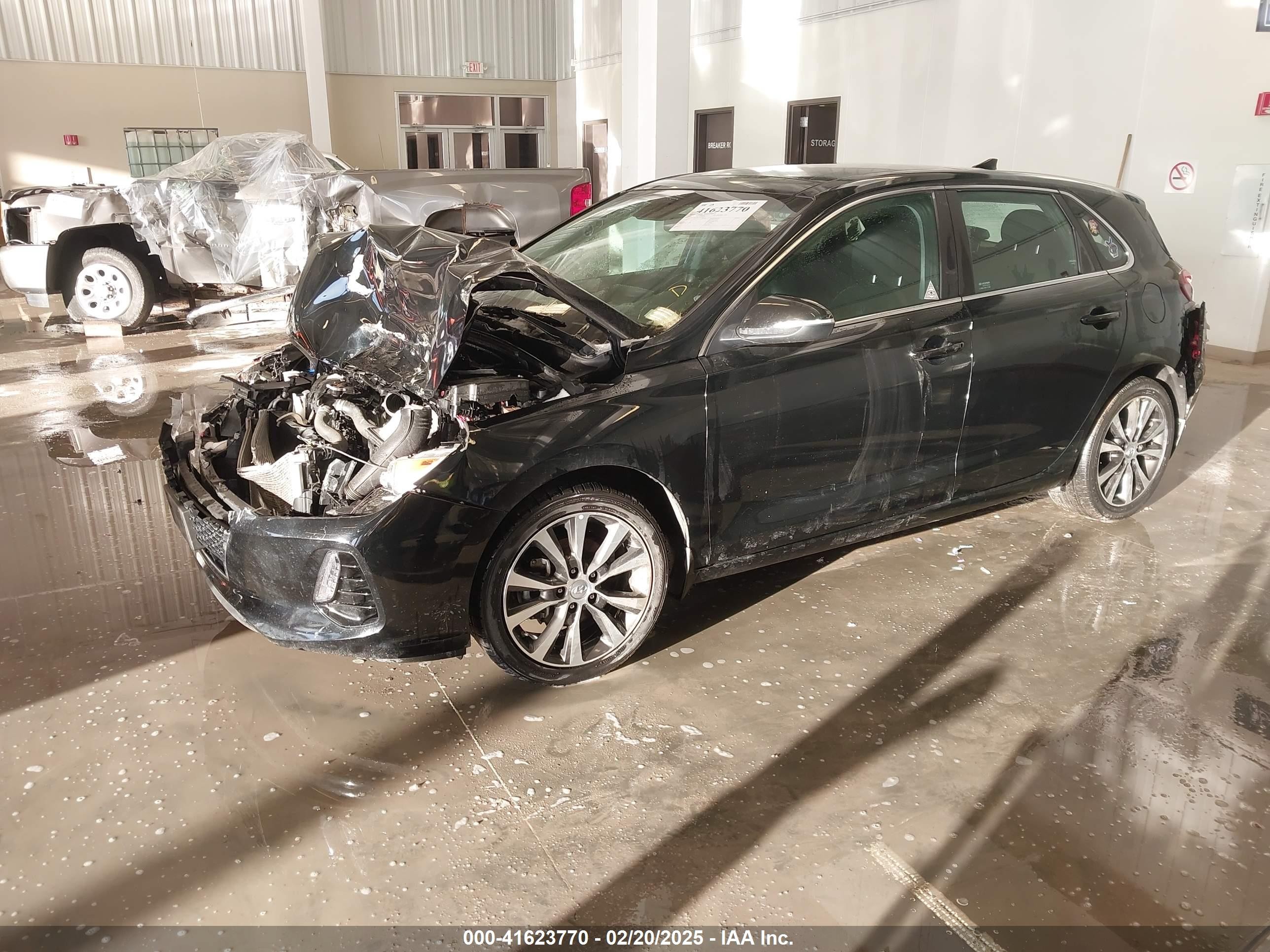 2020 Hyundai Elantra Gt   Black vin: KMHH35LE9LU124307