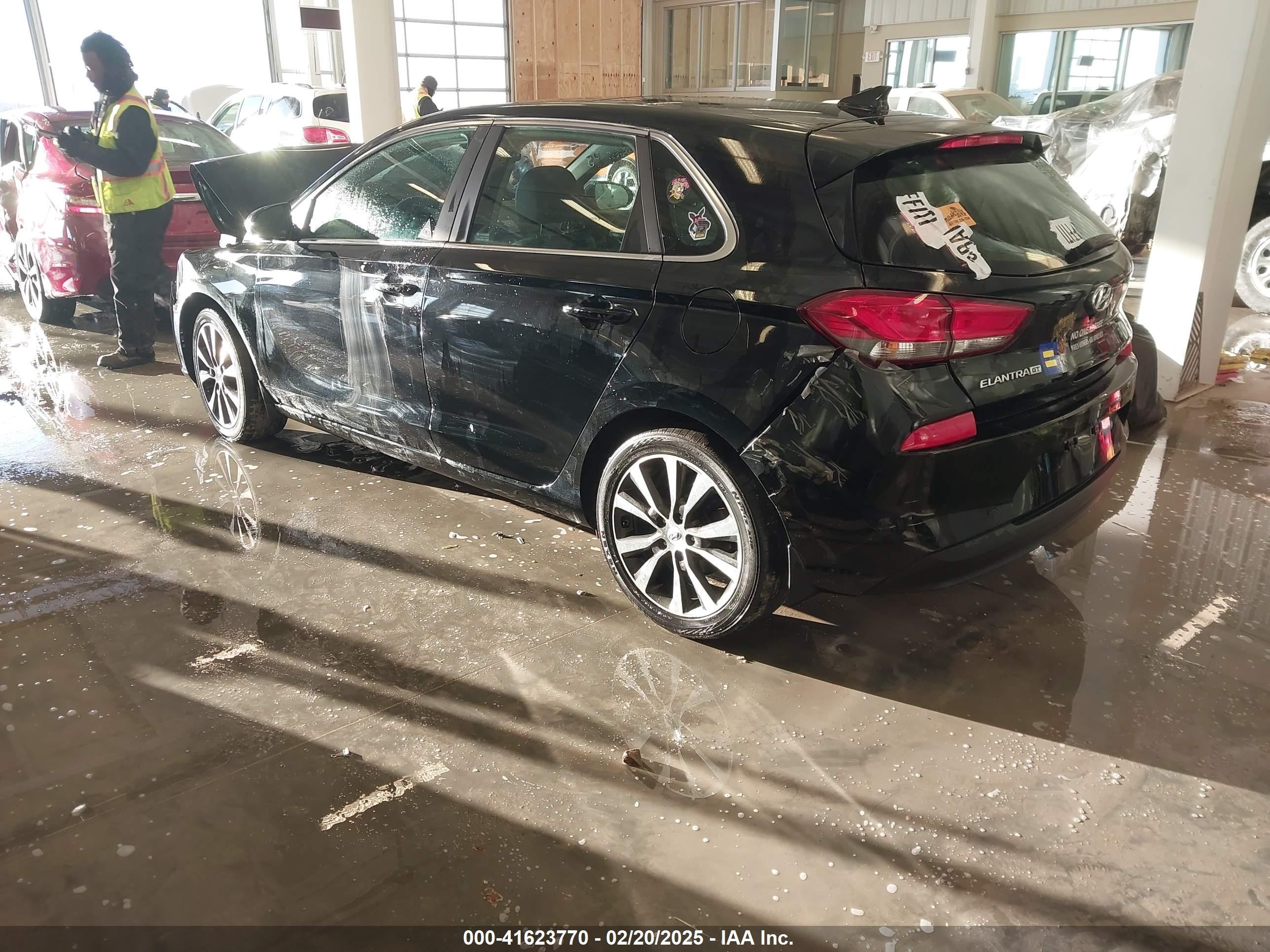 2020 Hyundai Elantra Gt   Black vin: KMHH35LE9LU124307