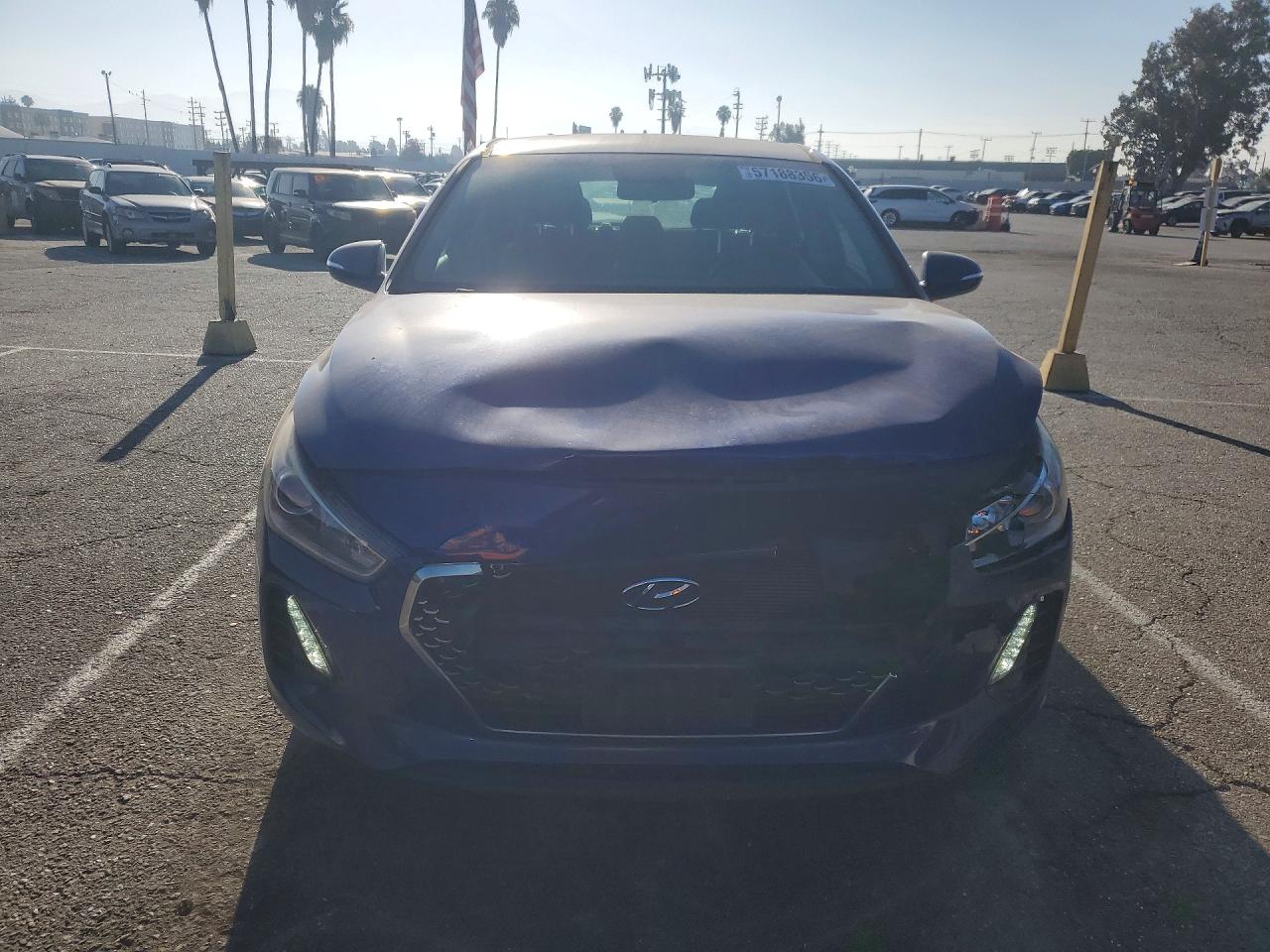2018 Hyundai Elantra Gt Base Blue vin: KMHH35LEXJU079598