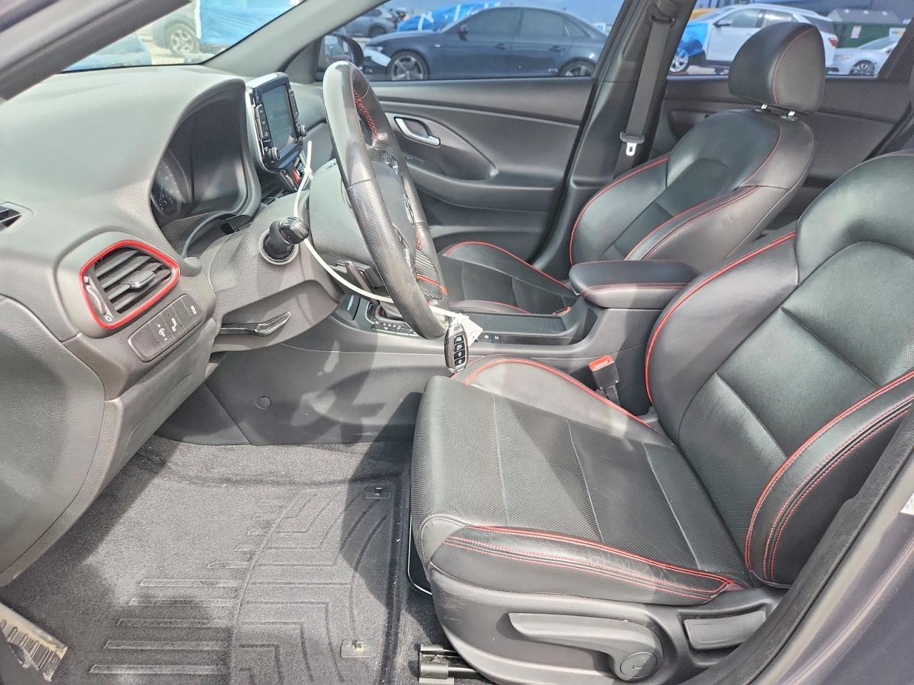 2018 Hyundai Elantra Gt Sport Gray vin: KMHH55LC1JU009657