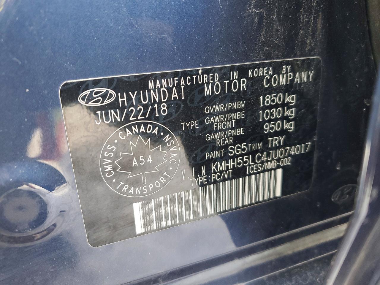 2018 Hyundai Elantra Gt Sport Blue vin: KMHH55LC4JU074017