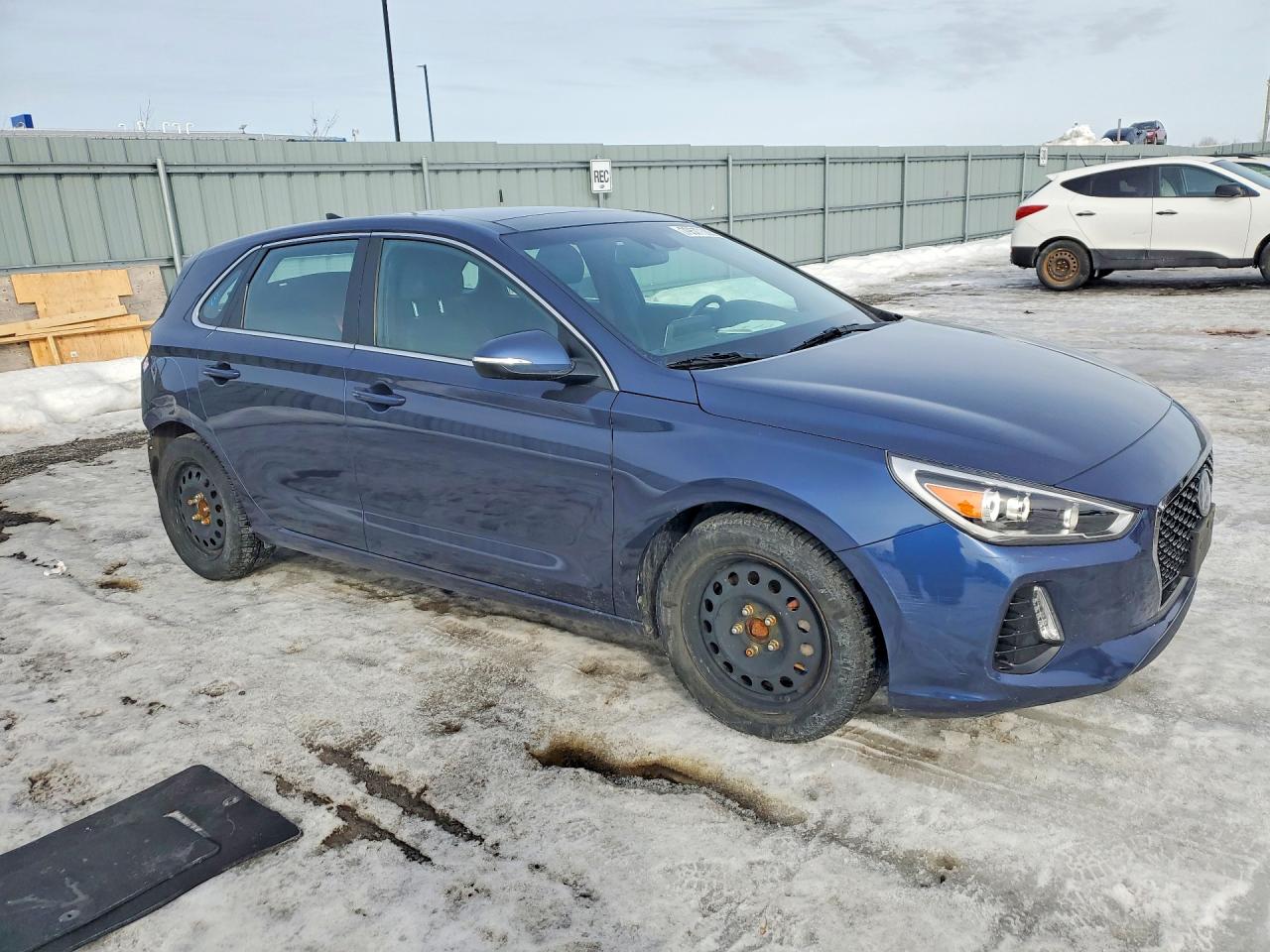 2018 Hyundai Elantra Gt Sport Blue vin: KMHH55LC4JU074017