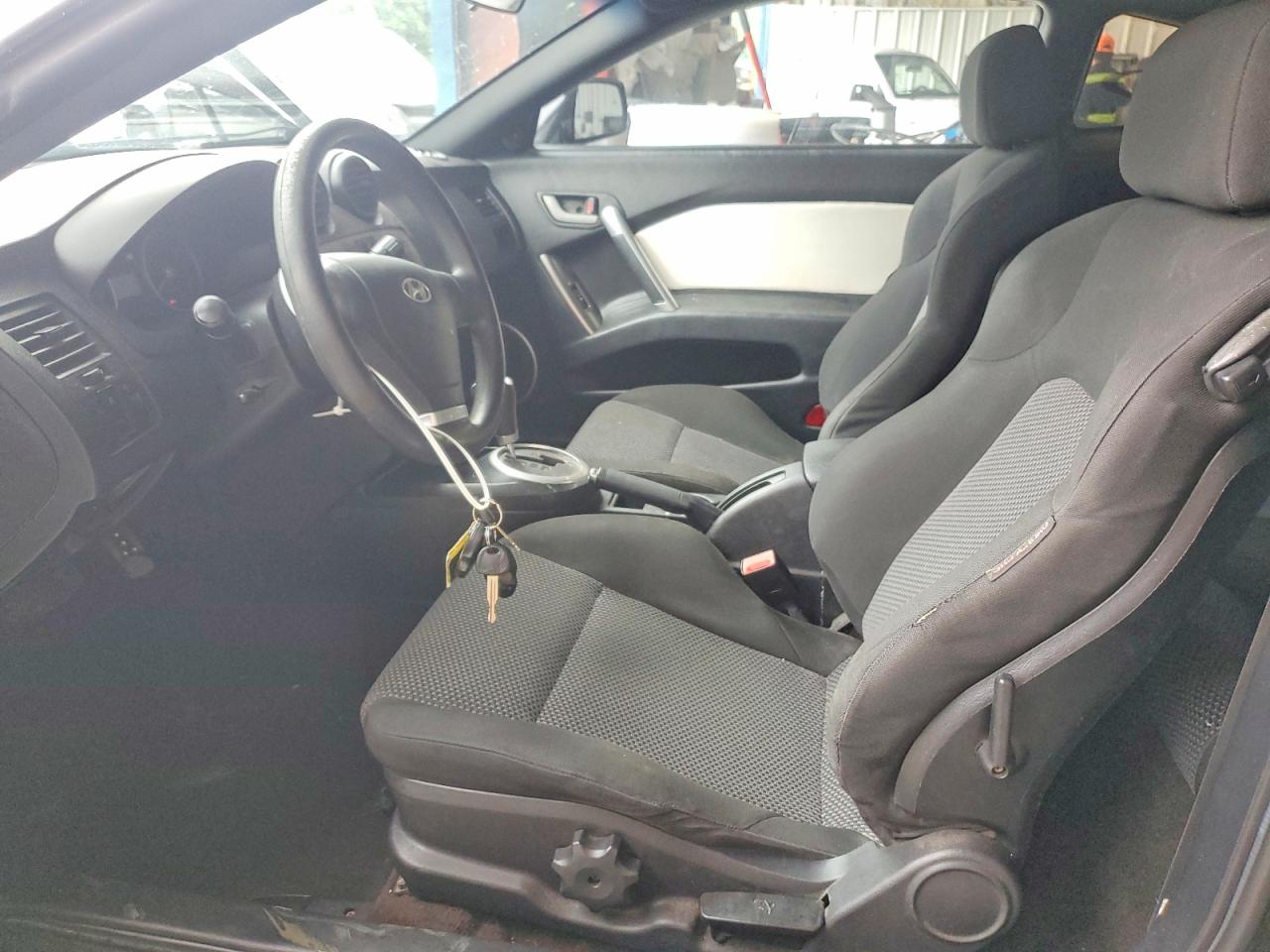 2004 Hyundai Tiburon Base Black vin: KMHHM65D04U107498