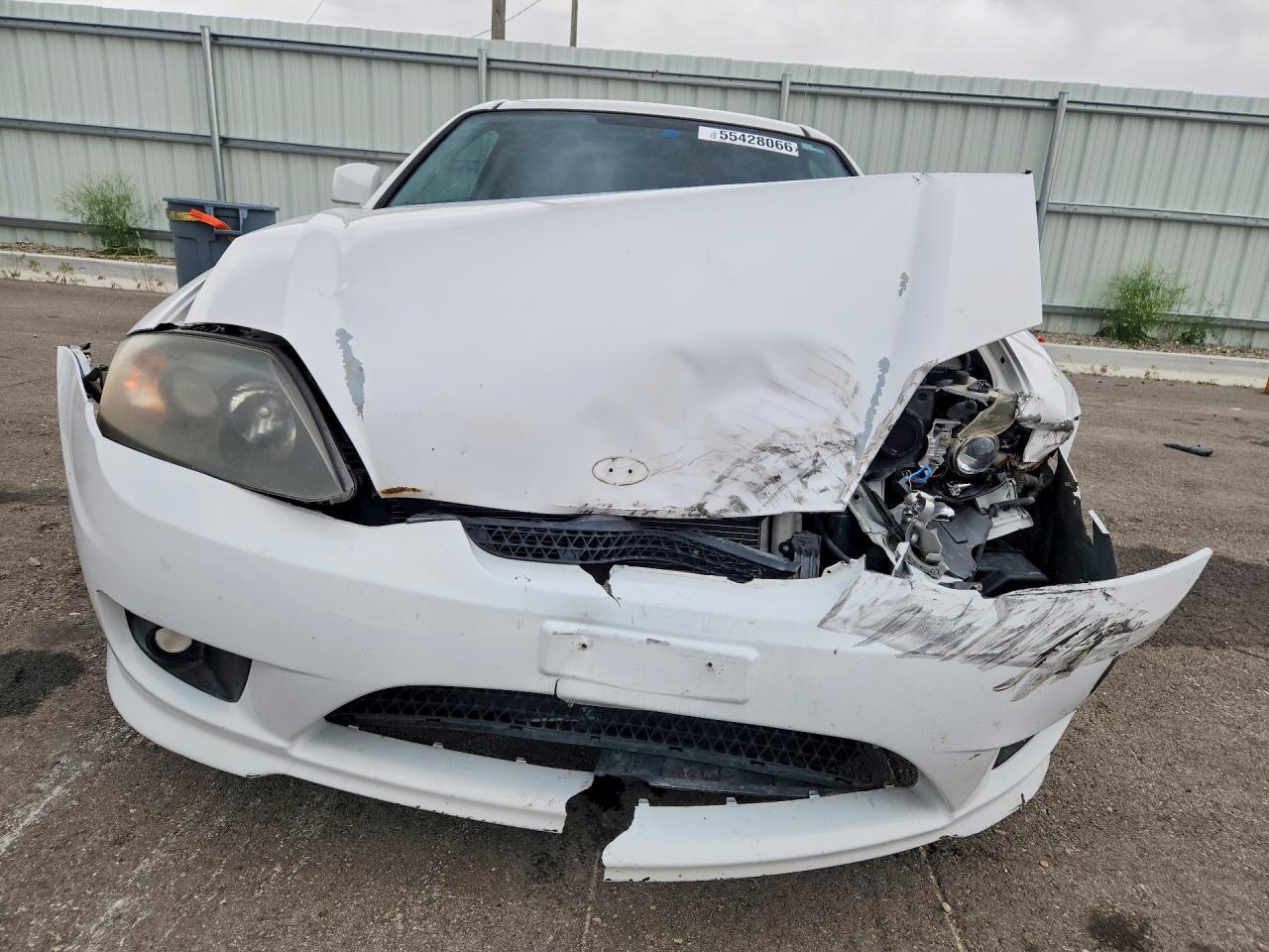 2006 Hyundai Tiburon Gs White vin: KMHHM65D06U213601