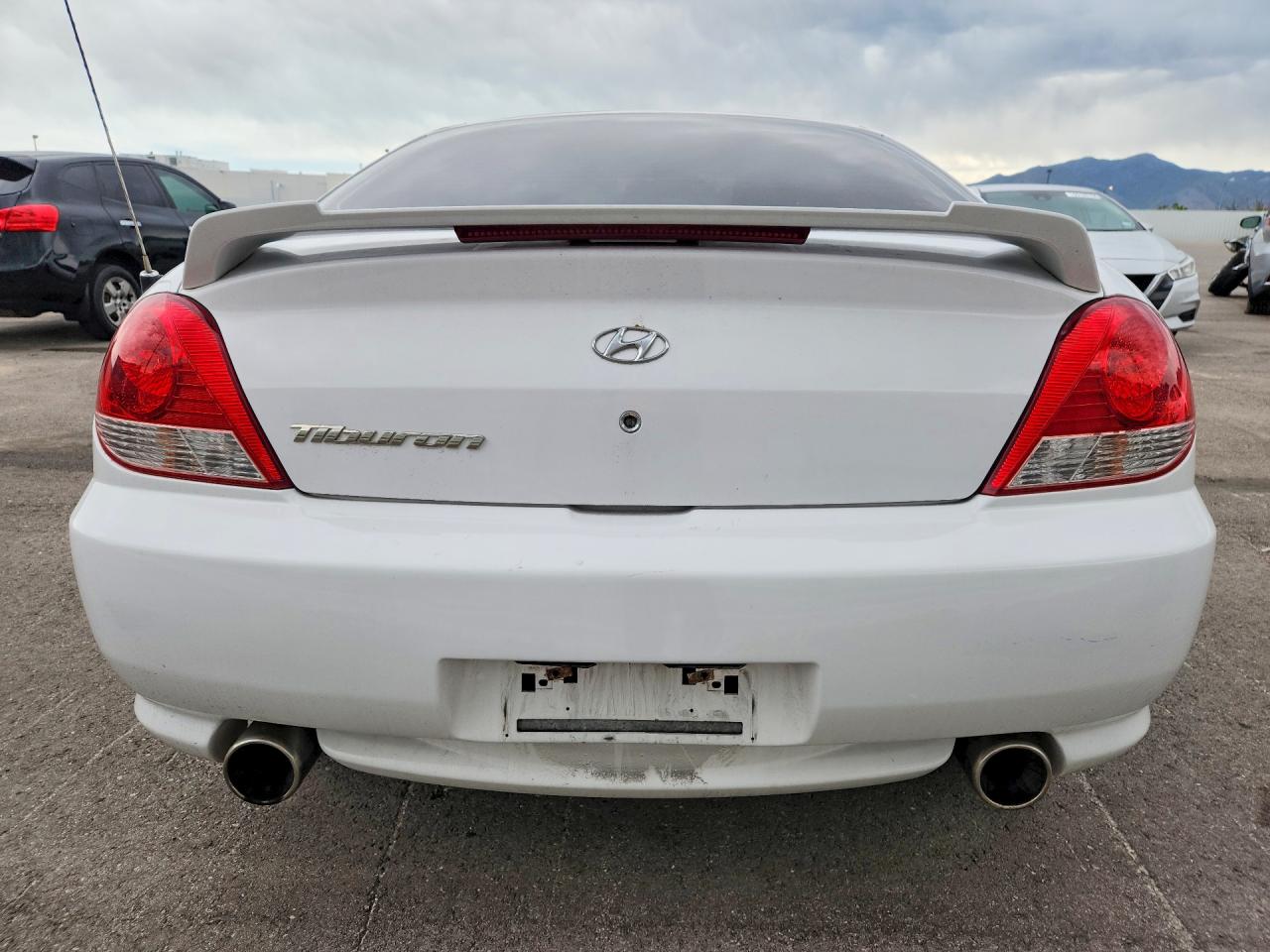2006 Hyundai Tiburon Gs White vin: KMHHM65D06U213601