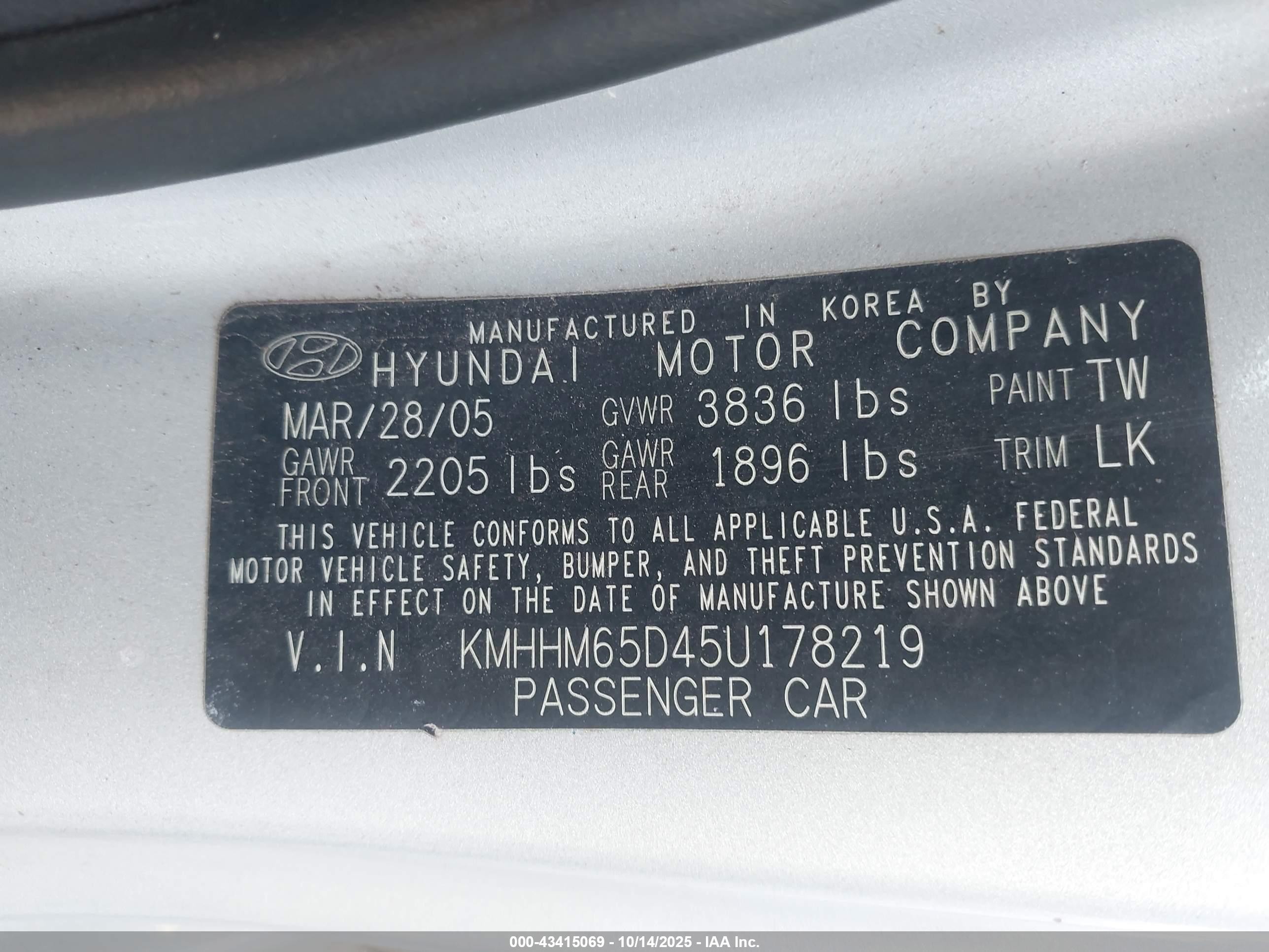 2005 Hyundai Tiburon Gs Серебряный vin: KMHHM65D45U178219