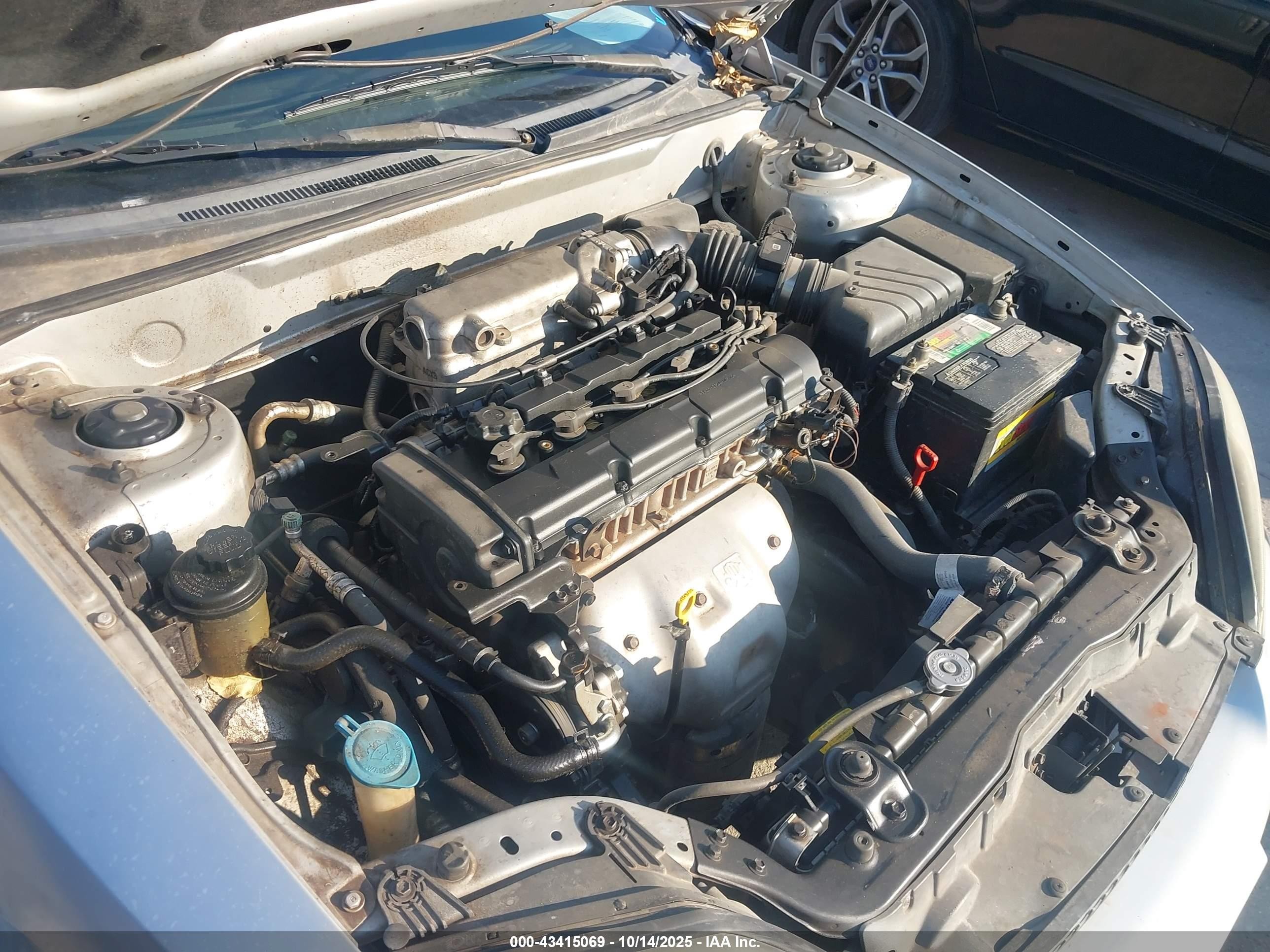 2005 Hyundai Tiburon Gs Серебряный vin: KMHHM65D45U178219