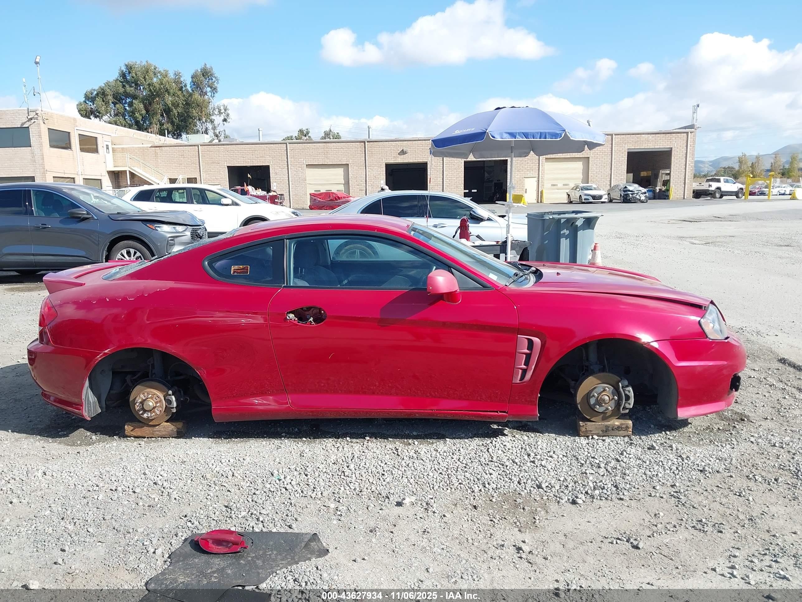 2005 Hyundai Tiburon Gs Red vin: KMHHM65D45U183100
