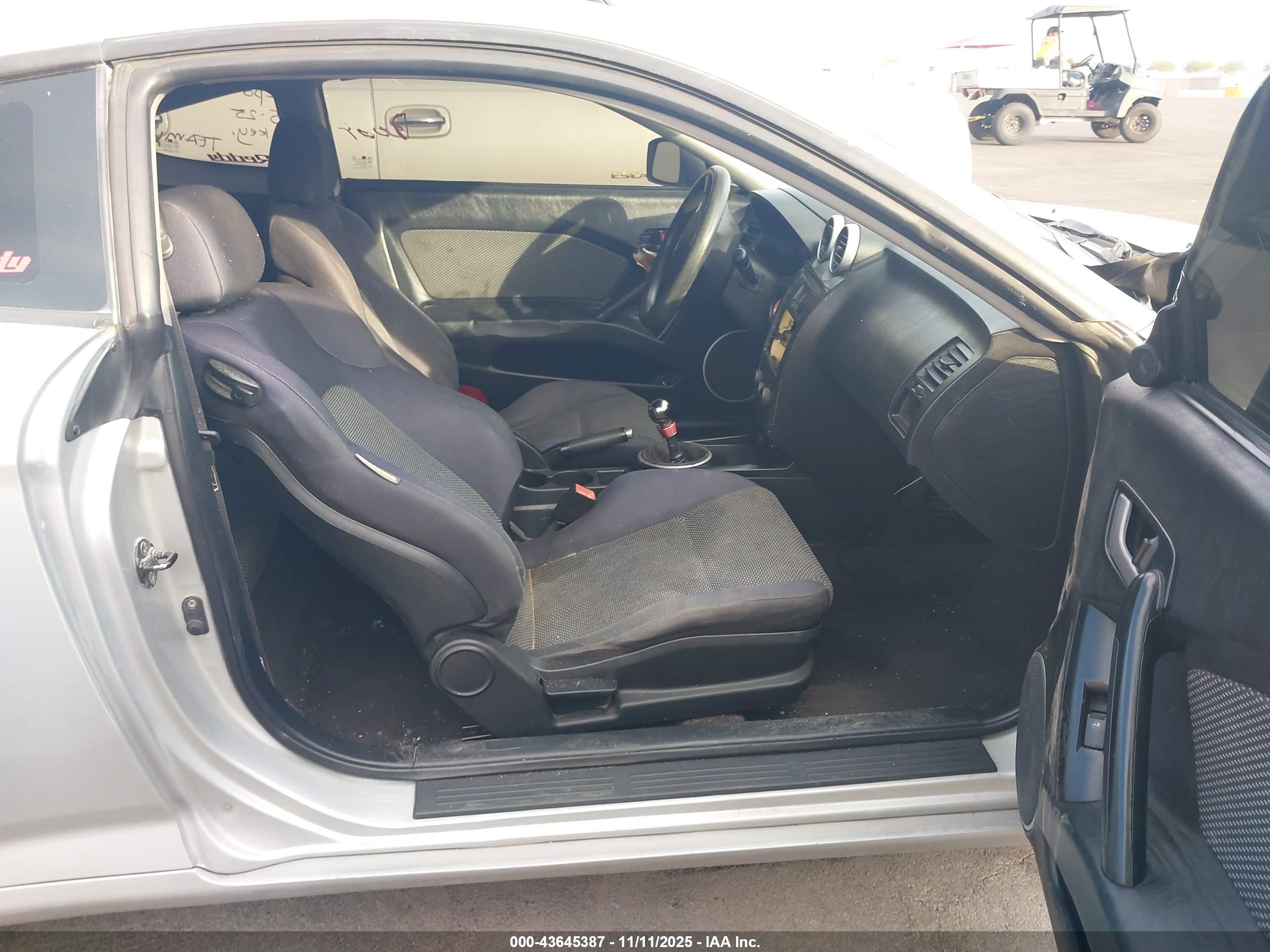 2006 Hyundai Tiburon Gs Серебряный vin: KMHHM65D56U194060