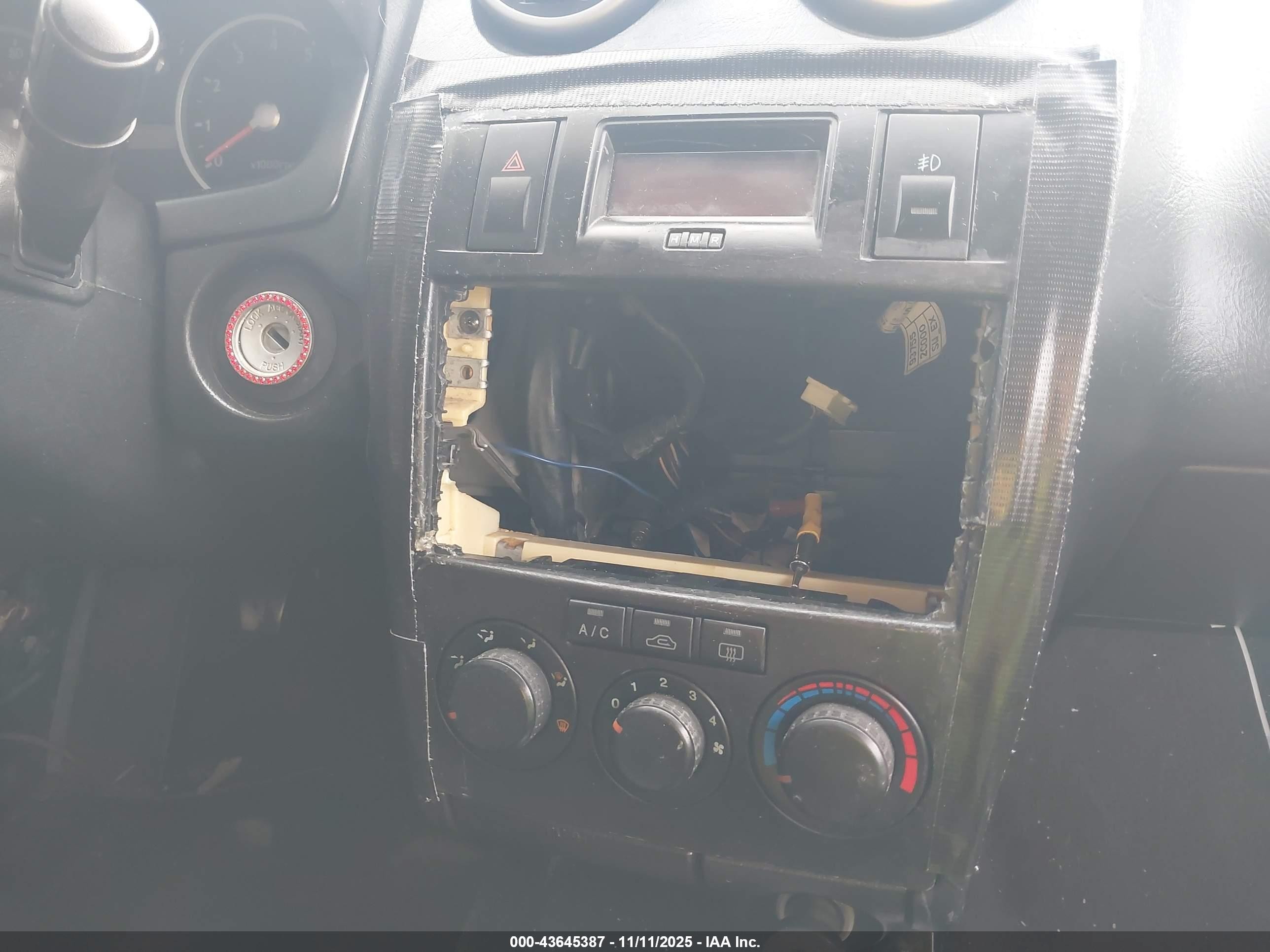 2006 Hyundai Tiburon Gs Серебряный vin: KMHHM65D56U194060