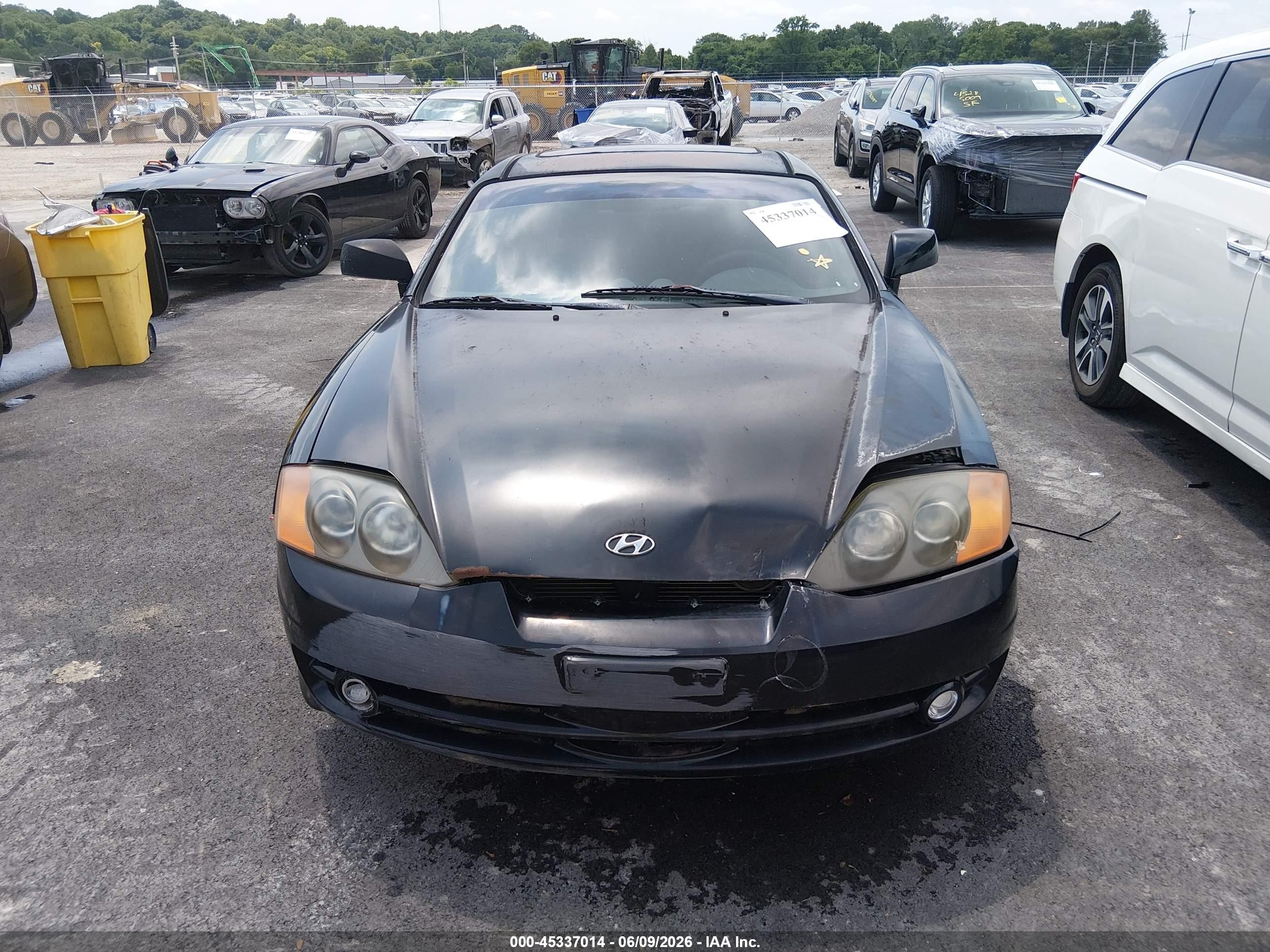 2004 Hyundai Tiburon   Black vin: KMHHM65DX4U107203