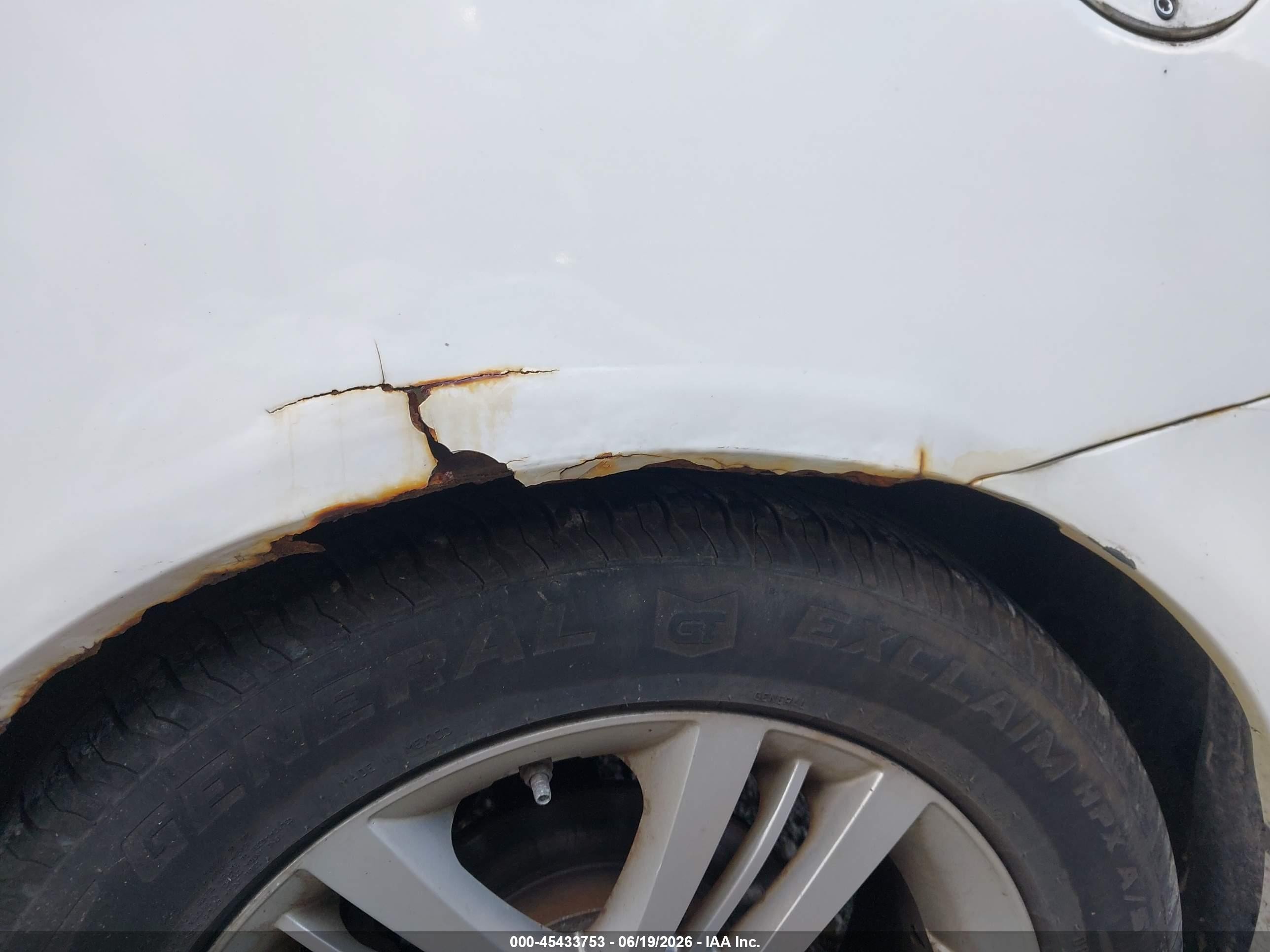 2007 Hyundai Tiburon Gs Белый vin: KMHHM66D17U235848