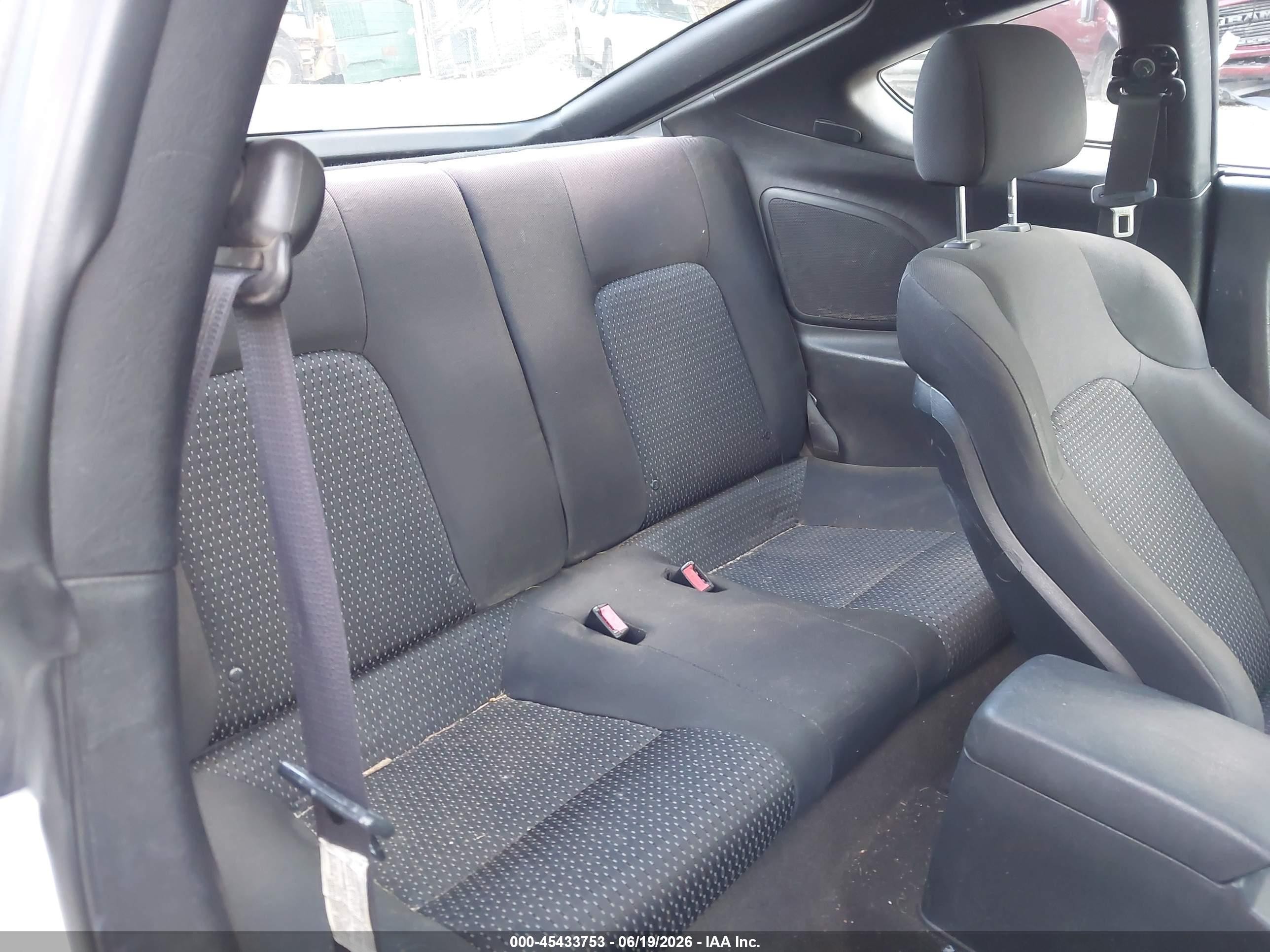 2007 Hyundai Tiburon Gs Белый vin: KMHHM66D17U235848