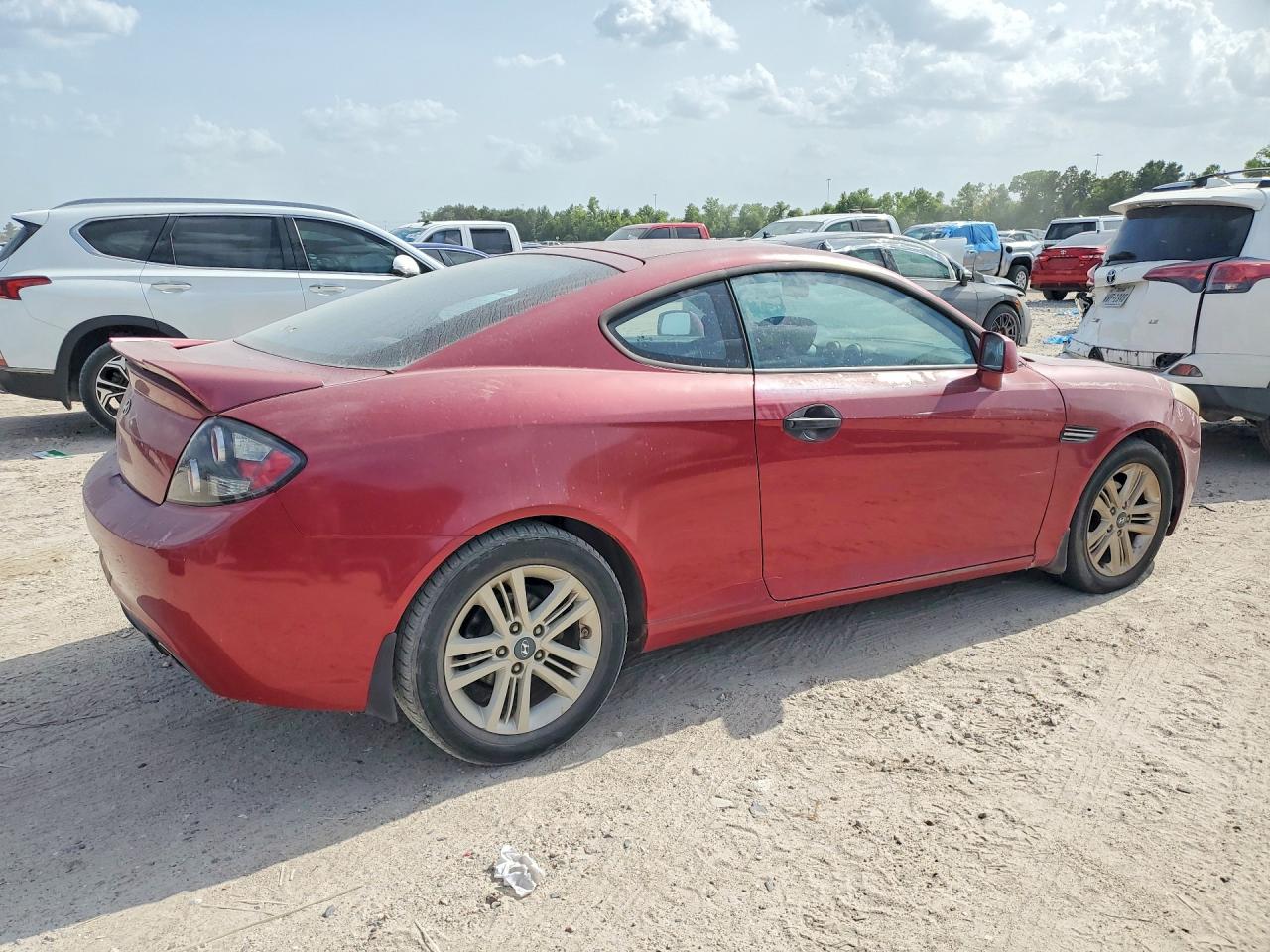 2008 Hyundai Tiburon Red vin: KMHHM66D38U277696