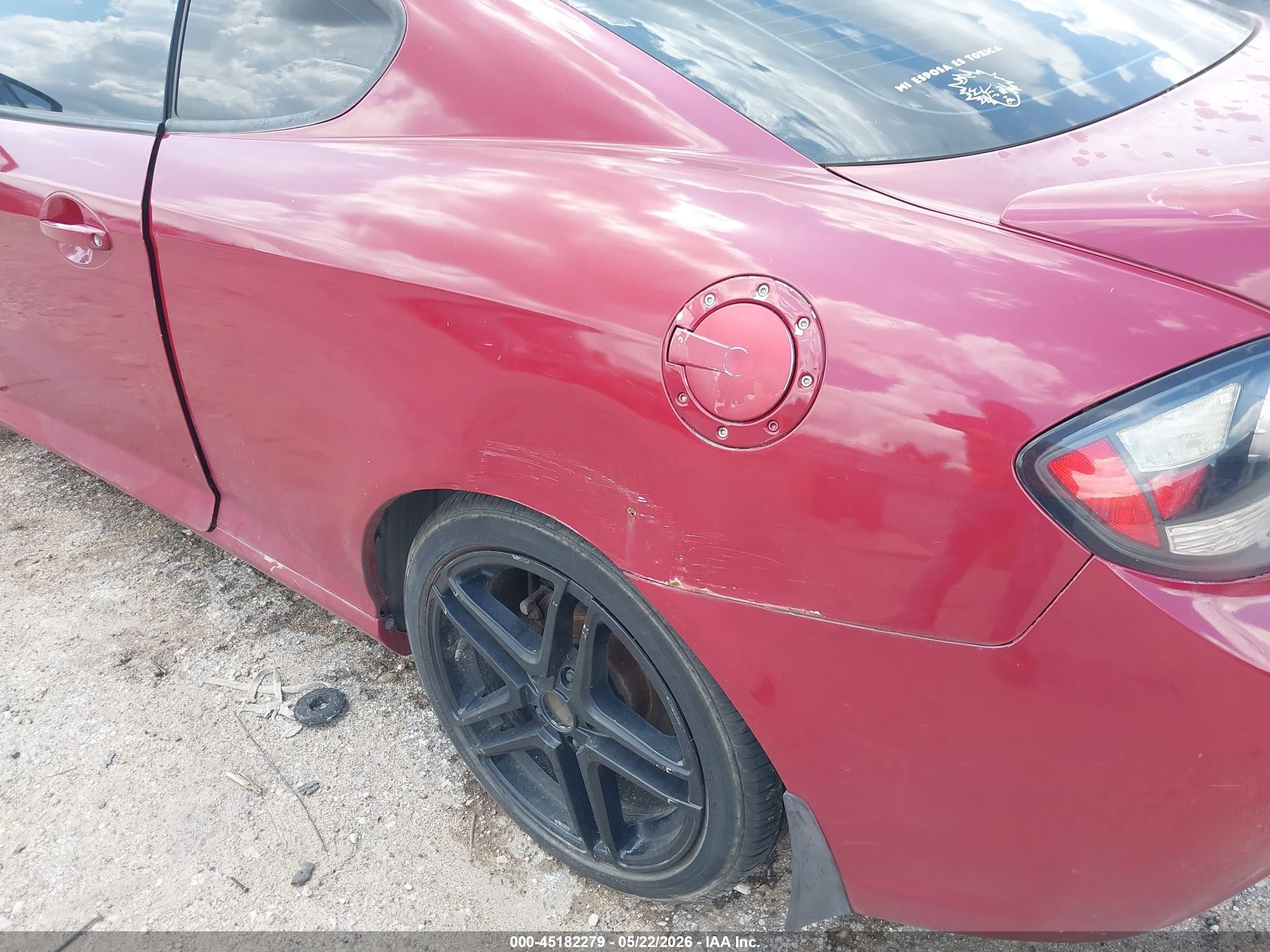 2008 Hyundai Tiburon Gs Red vin: KMHHM66D48U282910