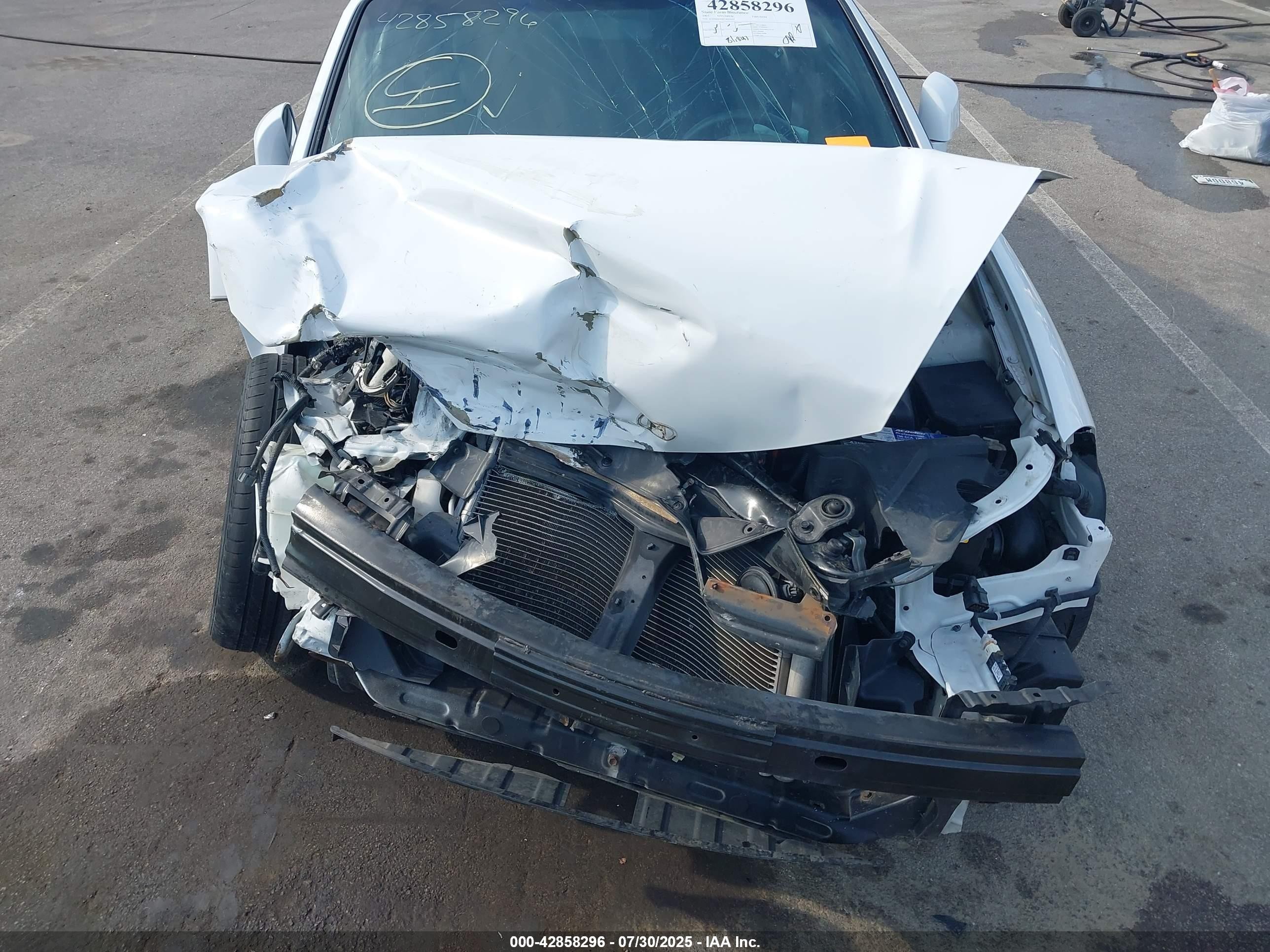 2007 Hyundai Tiburon Gs White vin: KMHHM66D57U256167