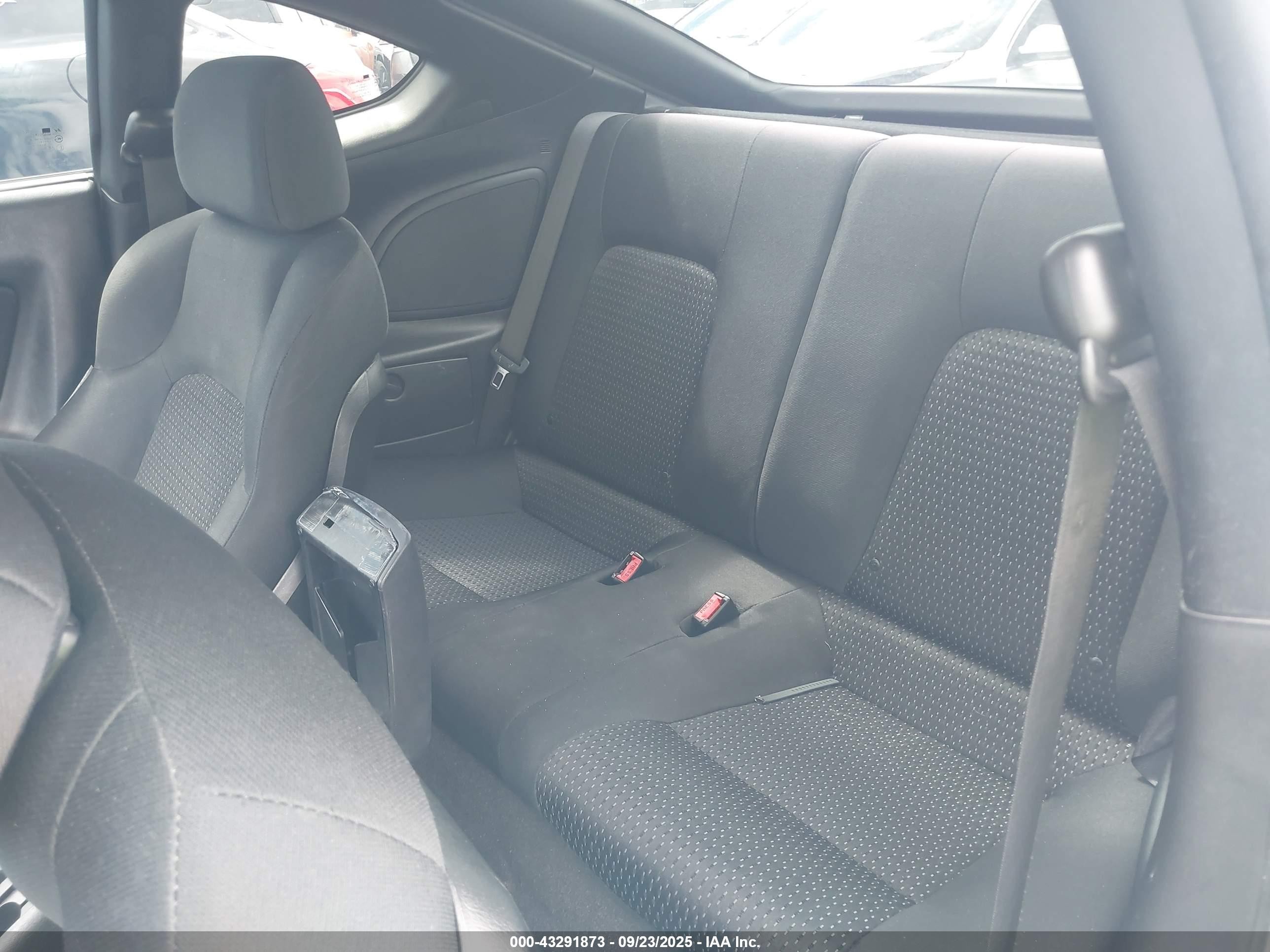 2007 Hyundai Tiburon Gs Gray vin: KMHHM66D77U239872