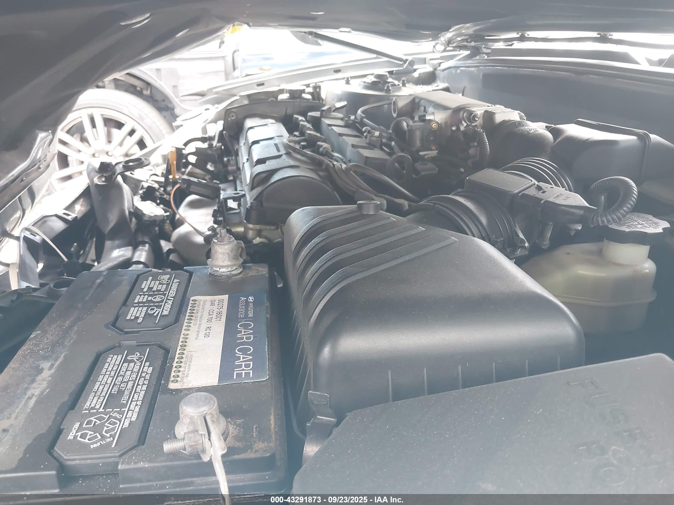 2007 Hyundai Tiburon Gs Gray vin: KMHHM66D77U239872