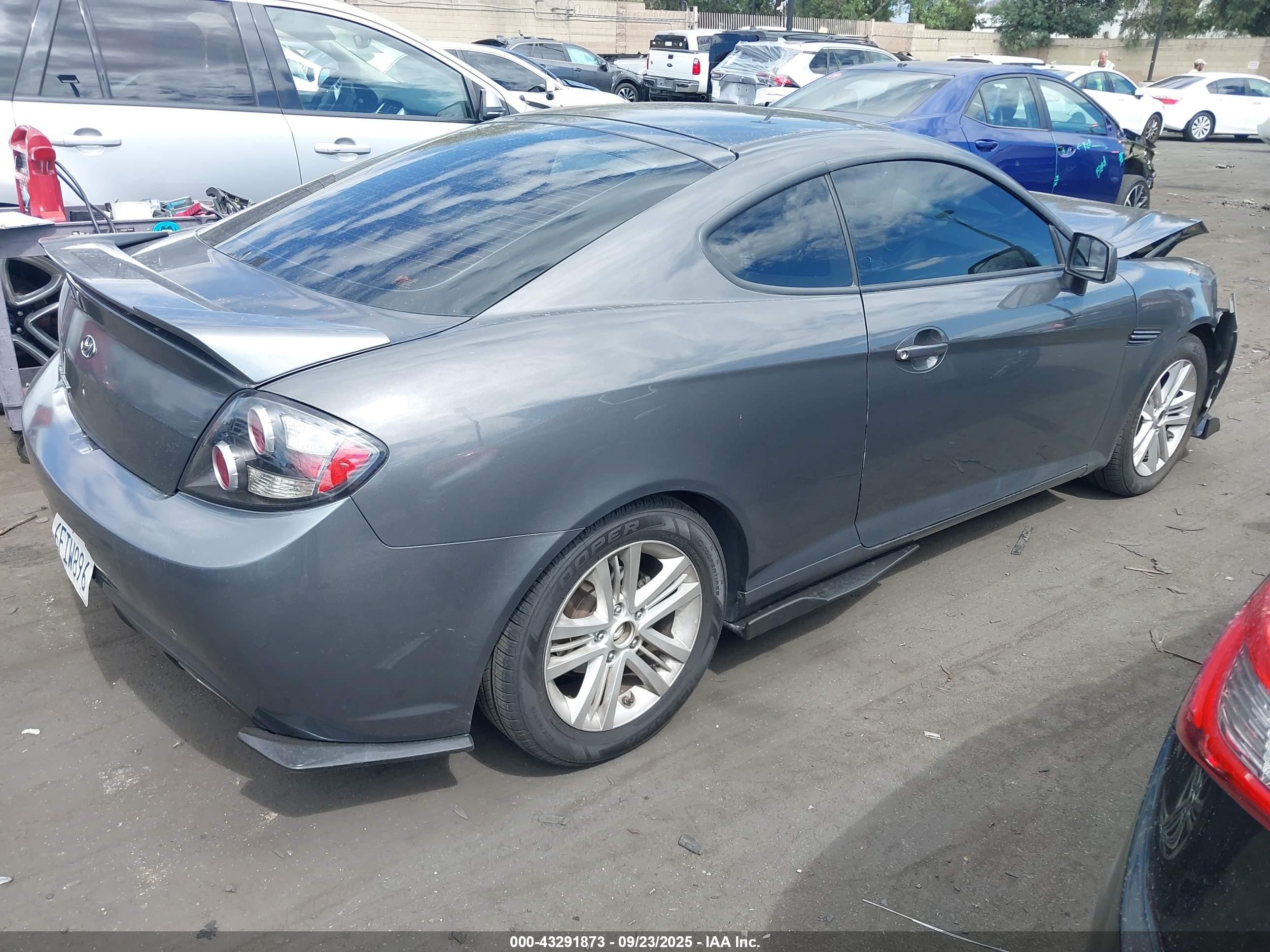 2007 Hyundai Tiburon Gs Gray vin: KMHHM66D77U239872