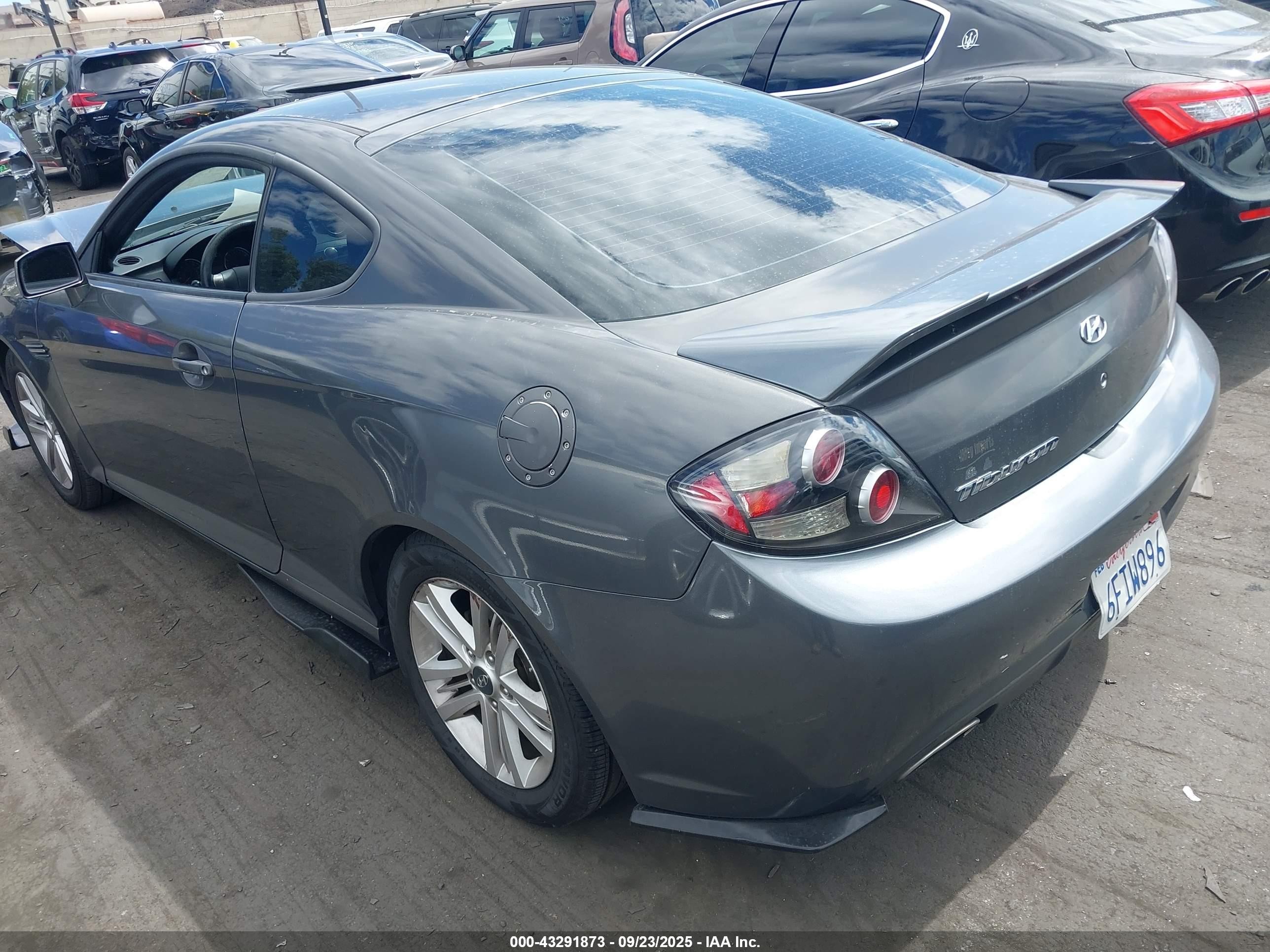 2007 Hyundai Tiburon Gs Gray vin: KMHHM66D77U239872