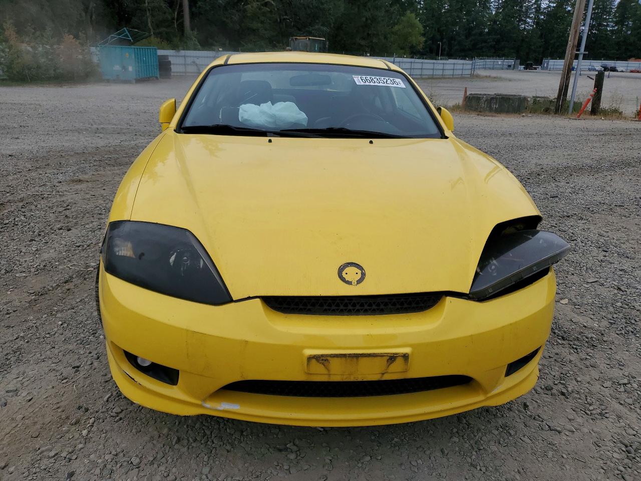 2006 Hyundai Tiburon Gt Yellow vin: KMHHN65F26U206812