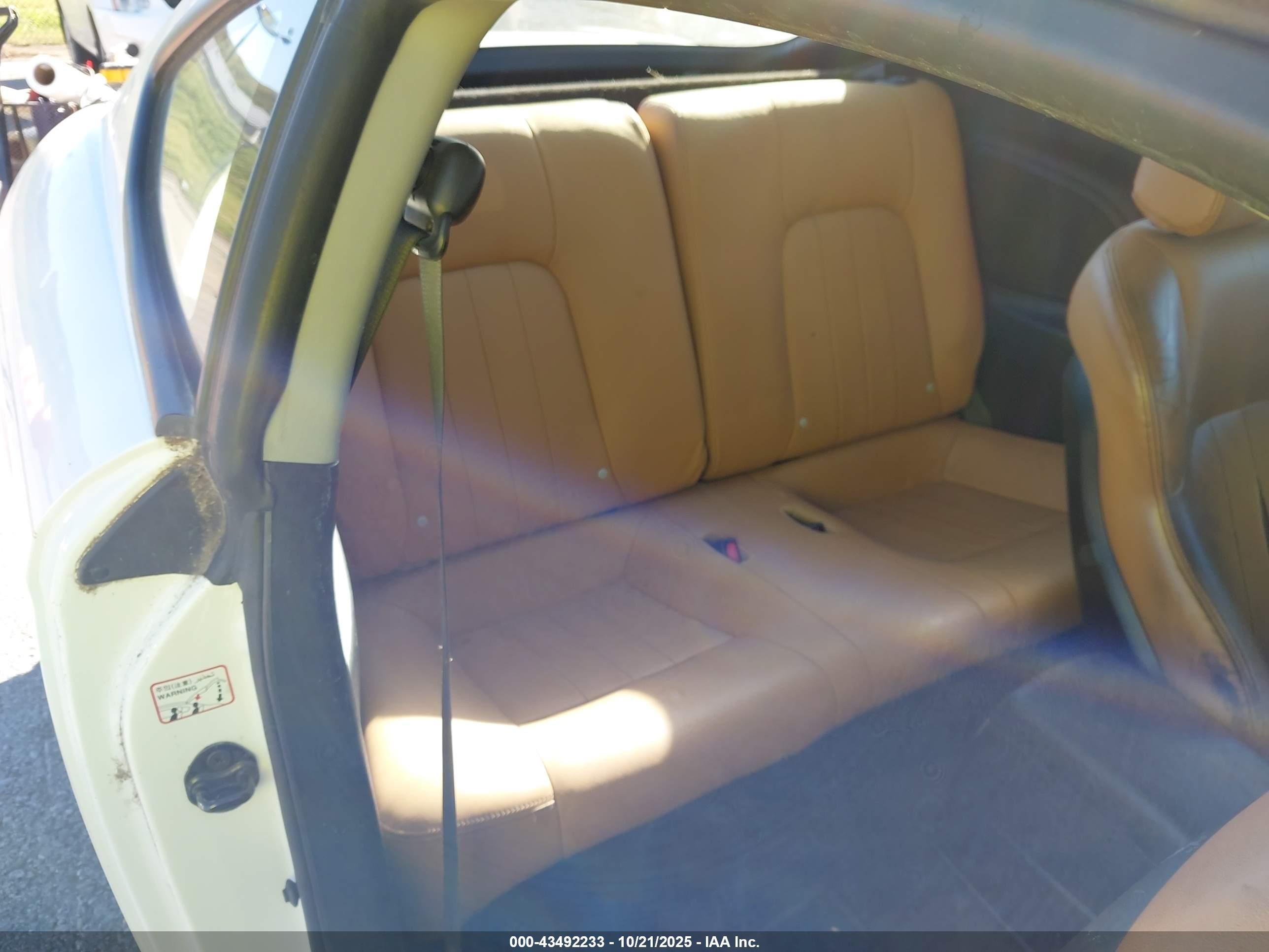 2006 Hyundai Tiburon Gt/gt Limited/se Белый vin: KMHHN65F46U208237