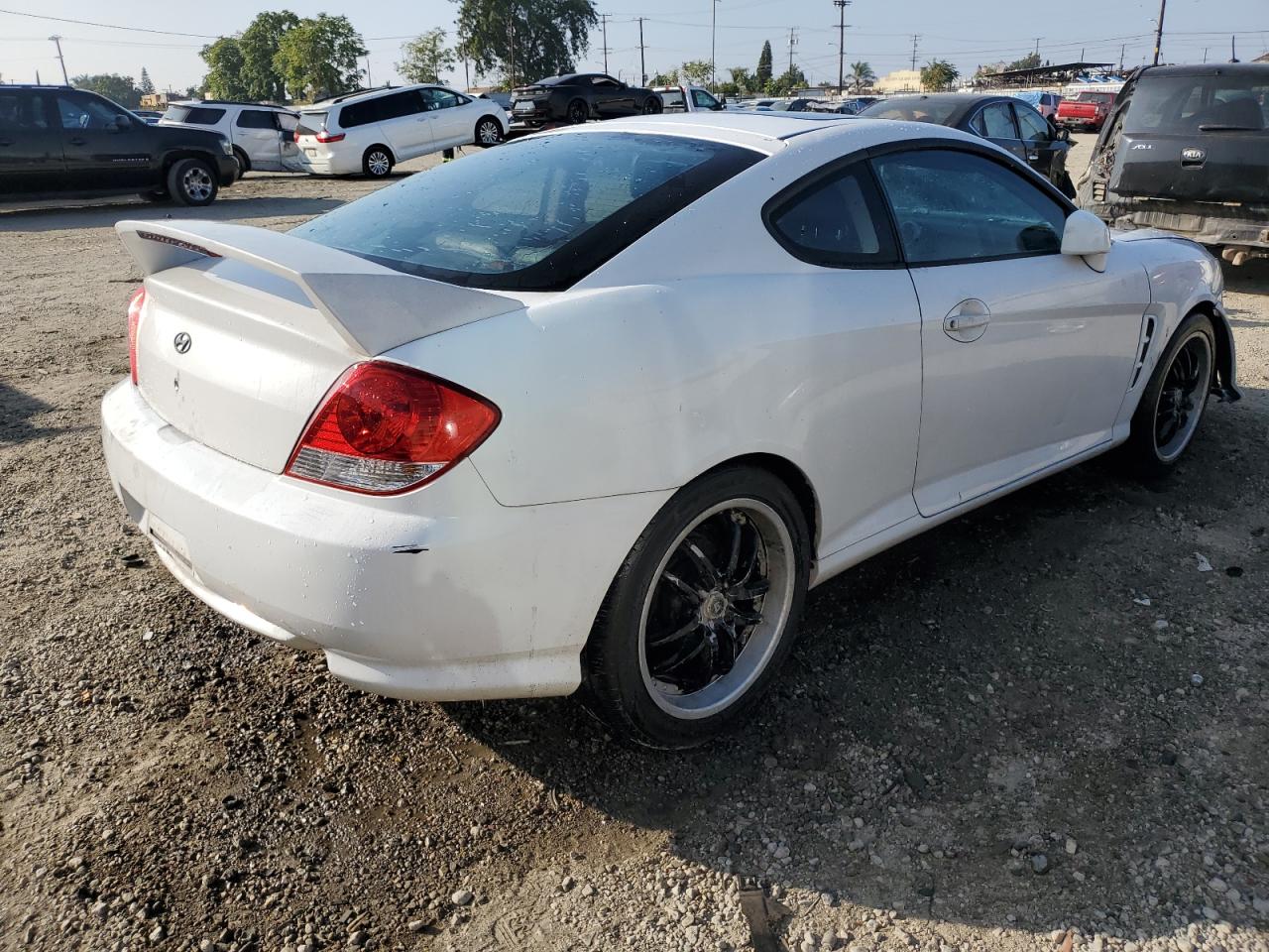 2005 Hyundai Tiburon Gt White vin: KMHHN65F65U180391