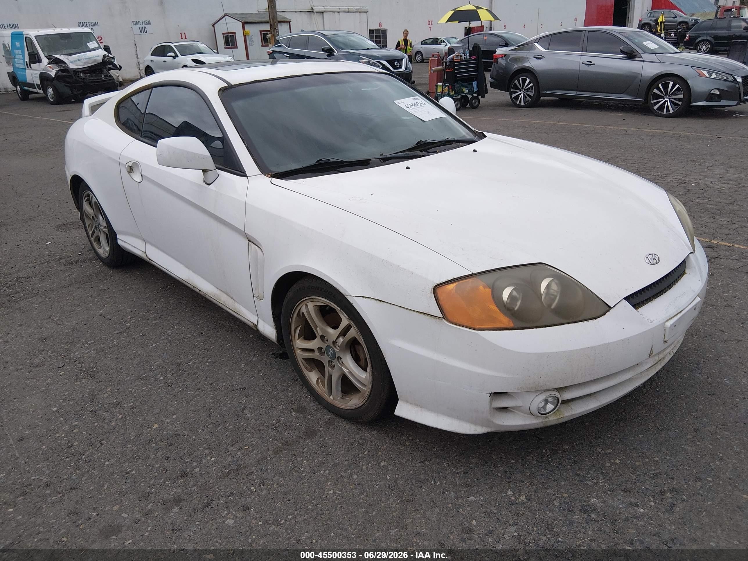 2004 Hyundai Tiburon Gt V6/gt V6 Special Edition White vin: KMHHN65F94U125948