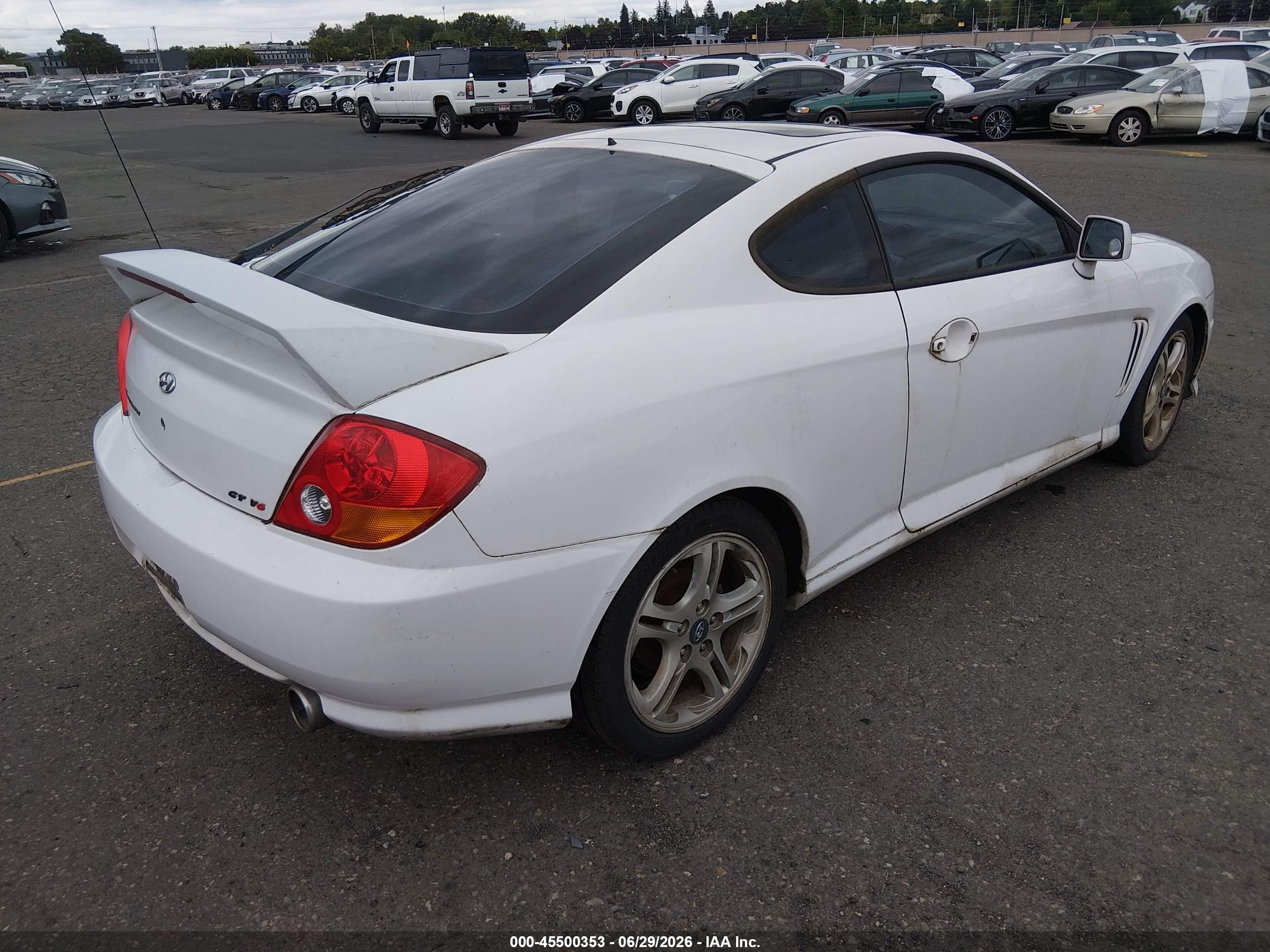 2004 Hyundai Tiburon Gt V6/gt V6 Special Edition White vin: KMHHN65F94U125948