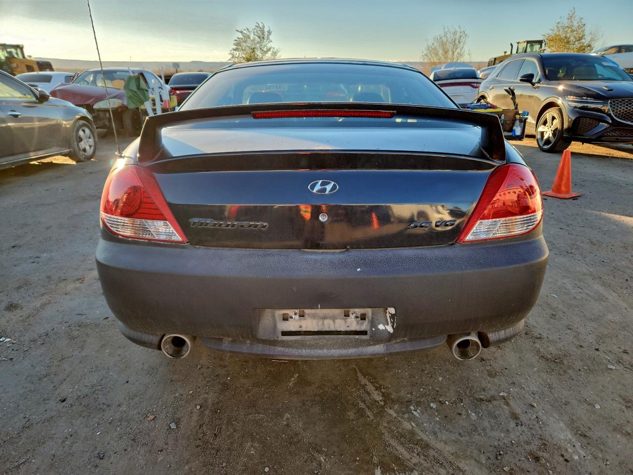 2005 Hyundai Tiburon Gt Blue vin: KMHHN65F95U182118