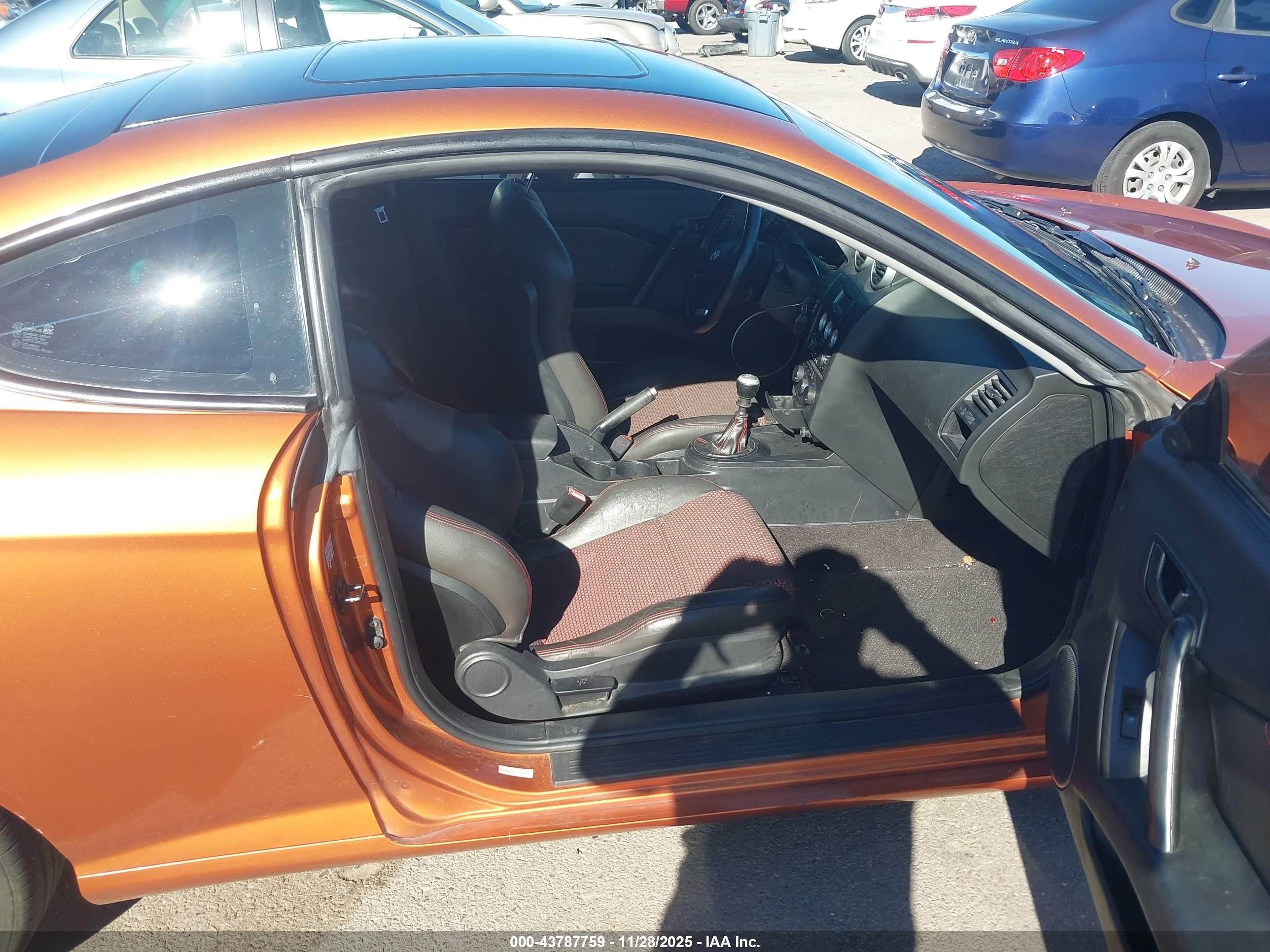 2006 Hyundai Tiburon Gt/gt Limited/se Оранжевый vin: KMHHN65F96U221775