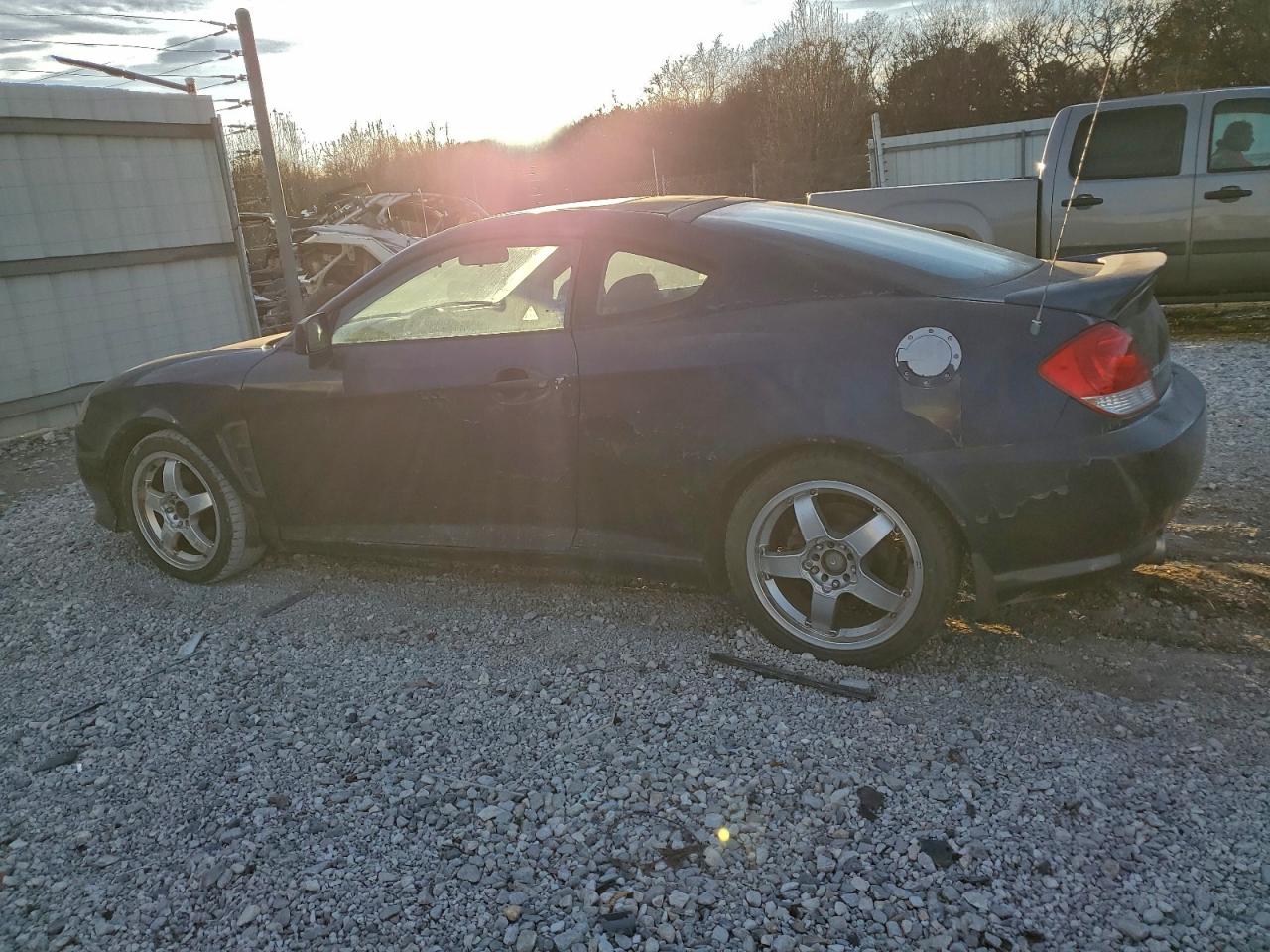2005 Hyundai Tiburon Gt Blue vin: KMHHN65FX5U159785