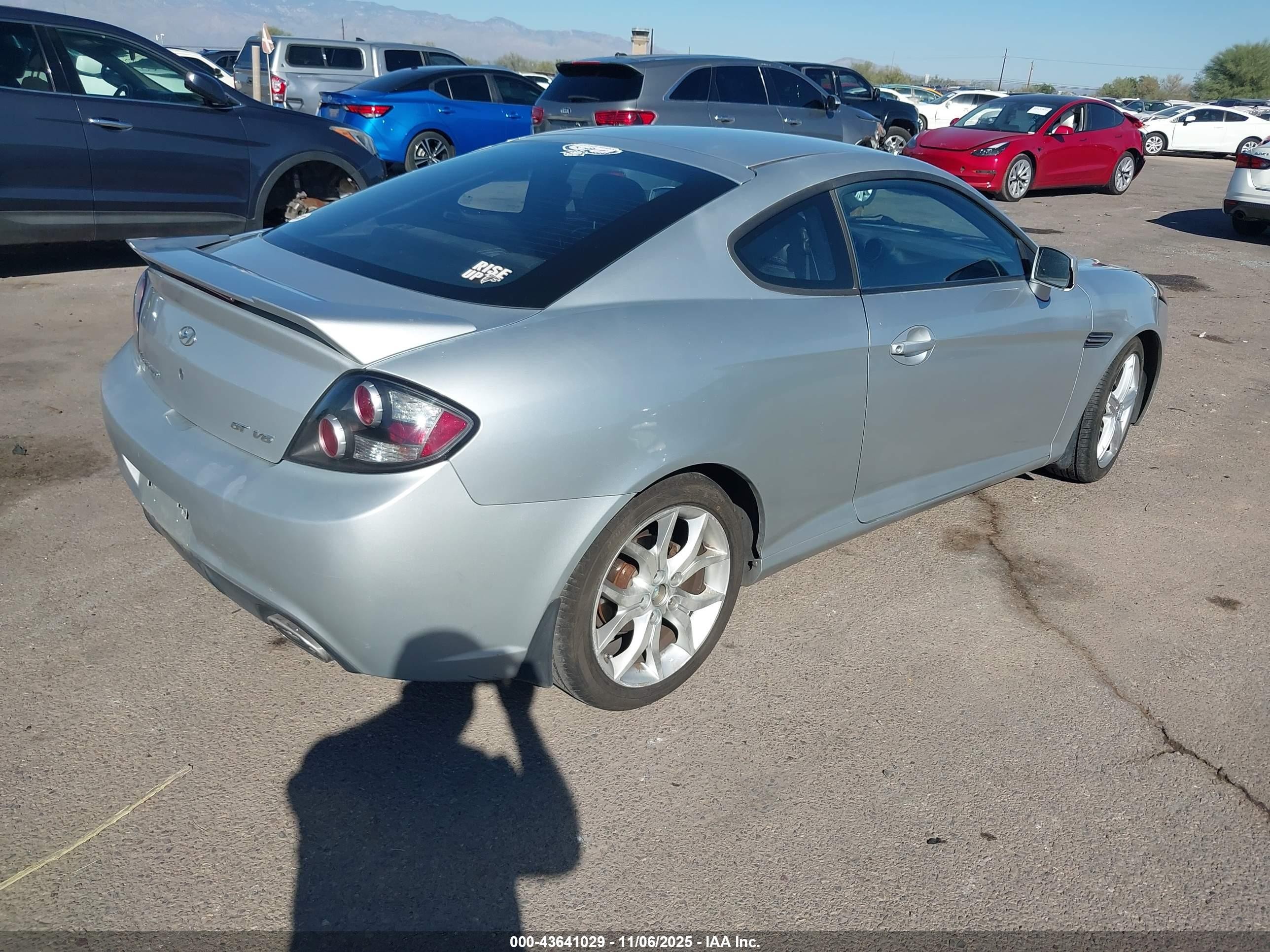 2007 Hyundai Tiburon Gt/gt Limited/se Серебряный vin: KMHHN66F37U249409