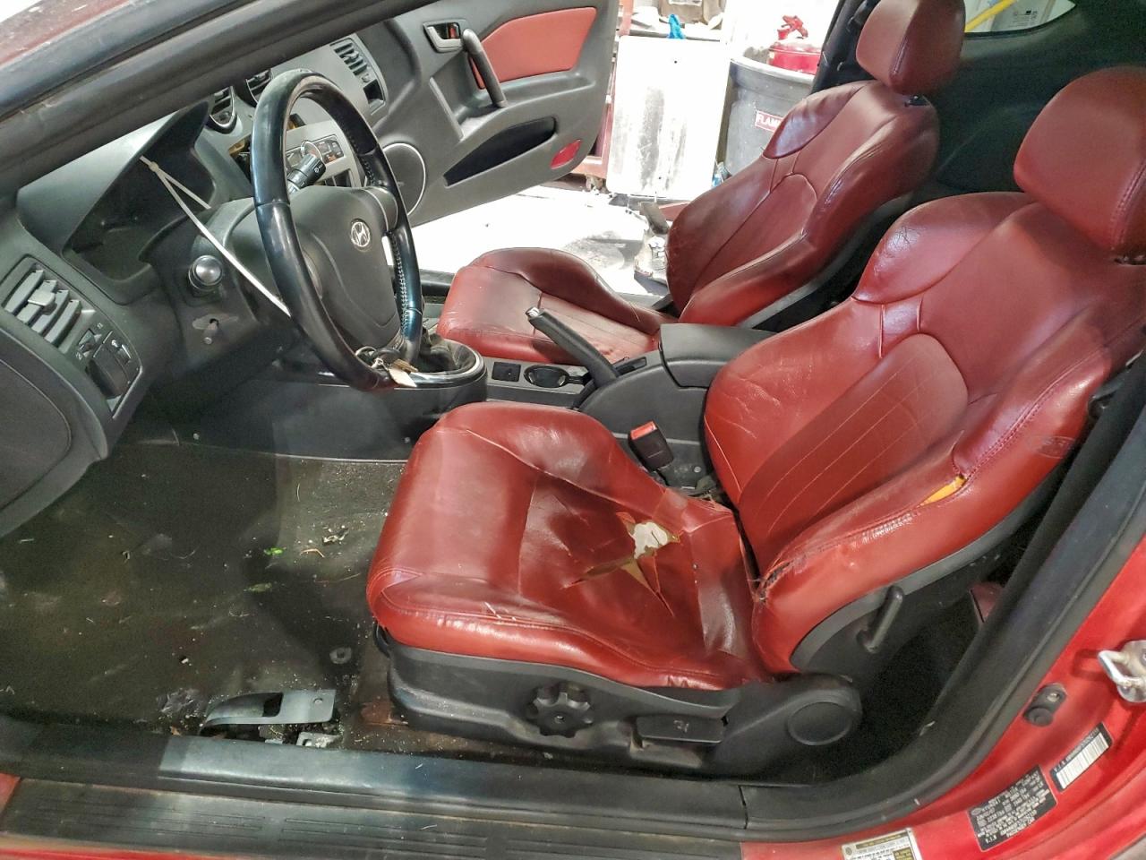 2007 Hyundai Tiburon Gt Burgundy vin: KMHHN66F57U262159
