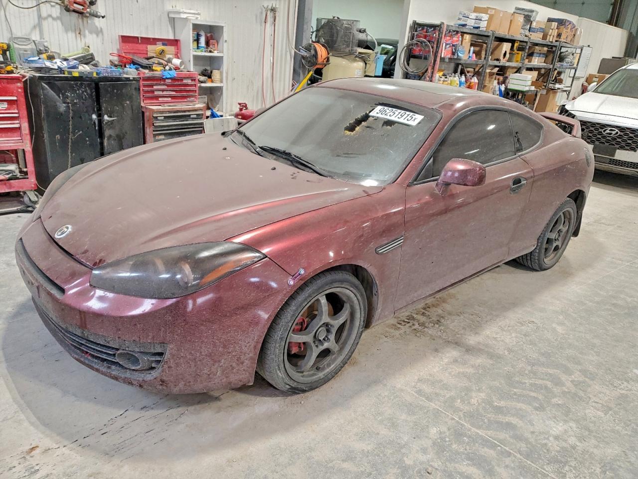 2007 Hyundai Tiburon Gt Burgundy vin: KMHHN66F57U262159