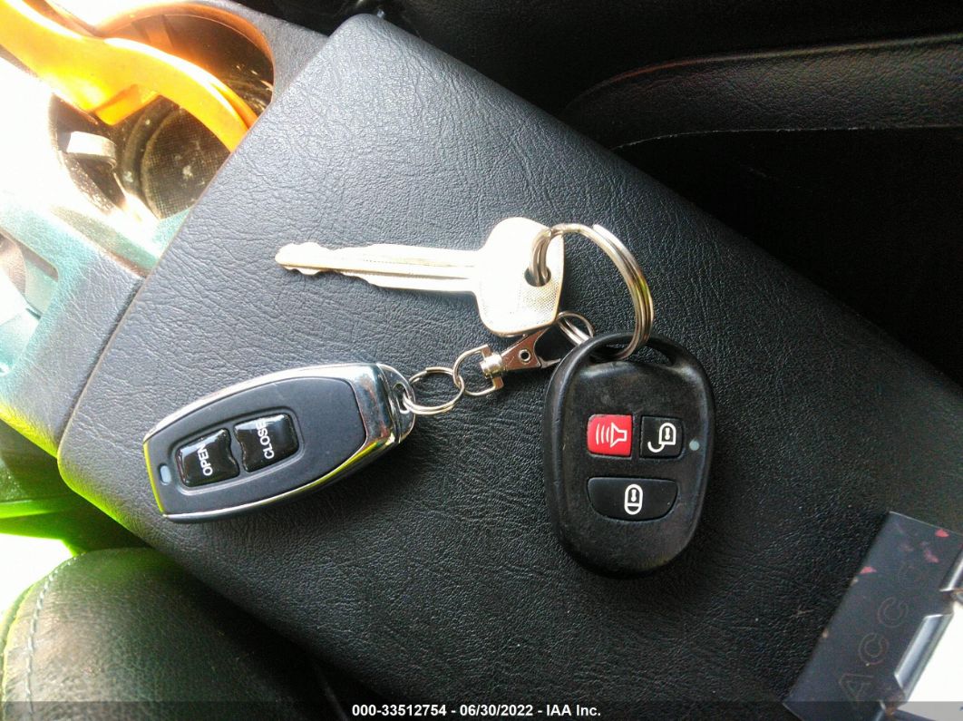 2008 Hyundai Tiburon Gt/gt Limited/se Серебряный vin: KMHHN66F68U272894
