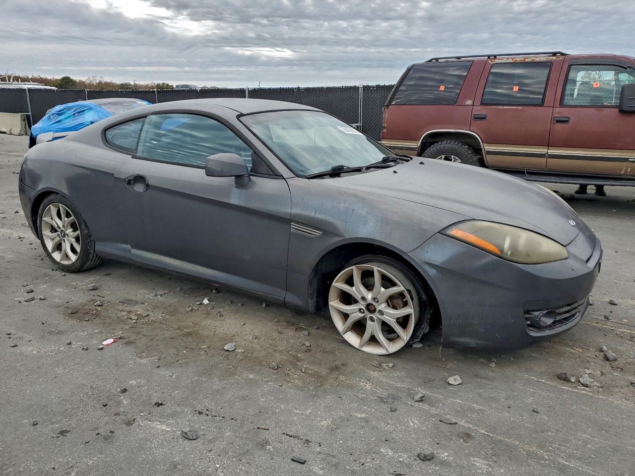 2007 Hyundai Tiburon Gt Gray vin: KMHHN66F77U238624