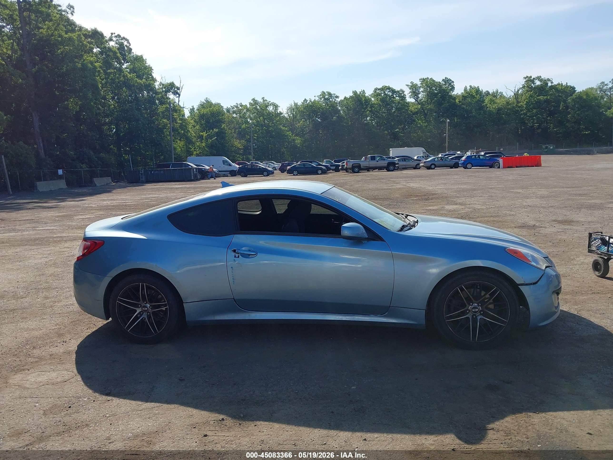 2011 Hyundai Genesis 2.0t Blue vin: KMHHT6KD0BU049266