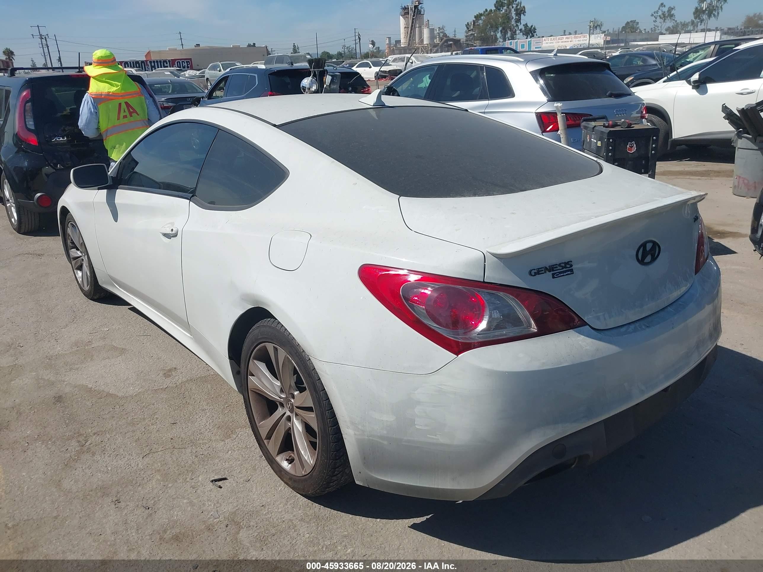 2012 Hyundai Genesis 2.0t White vin: KMHHT6KD0CU075951