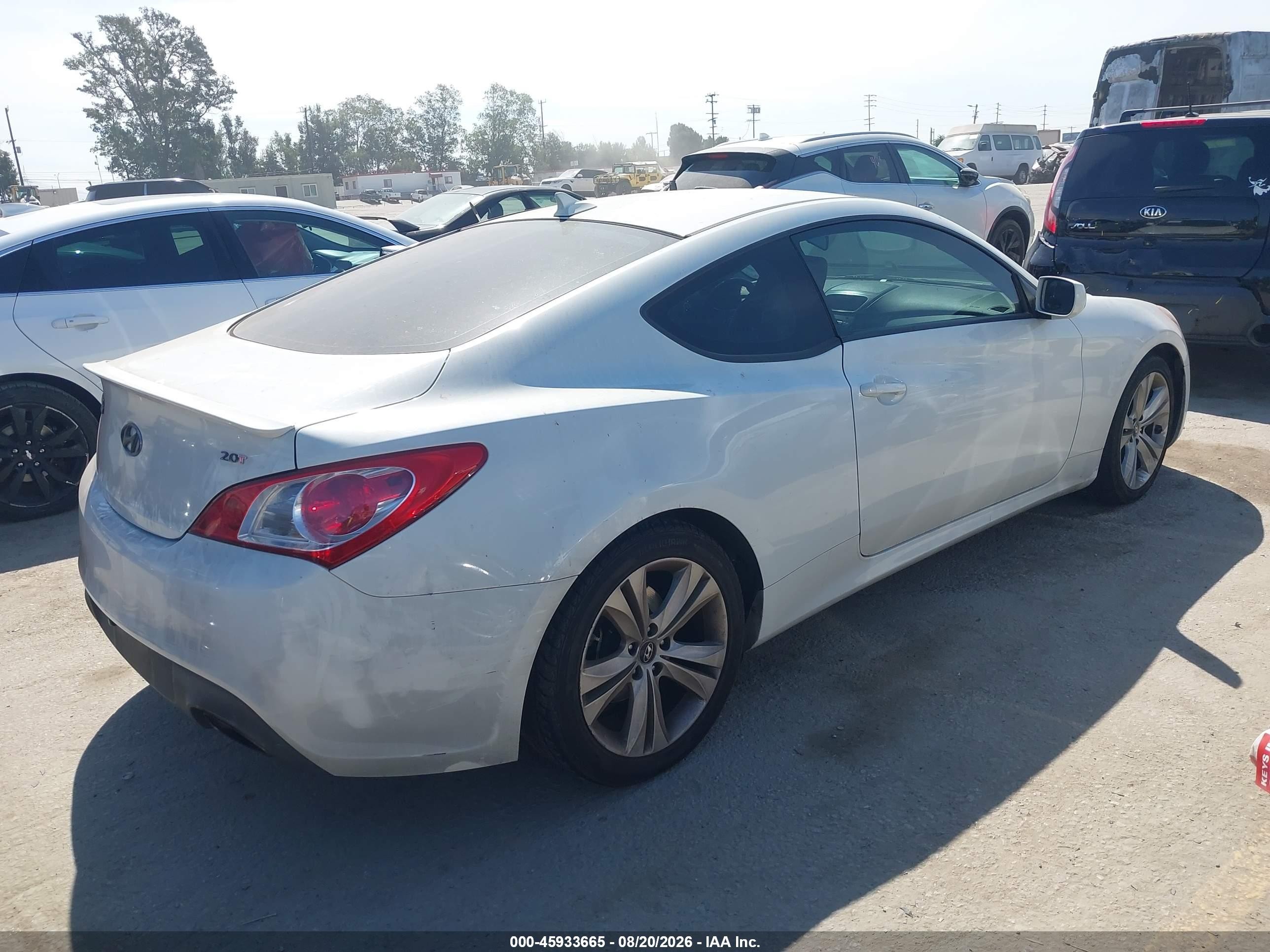 2012 Hyundai Genesis 2.0t White vin: KMHHT6KD0CU075951